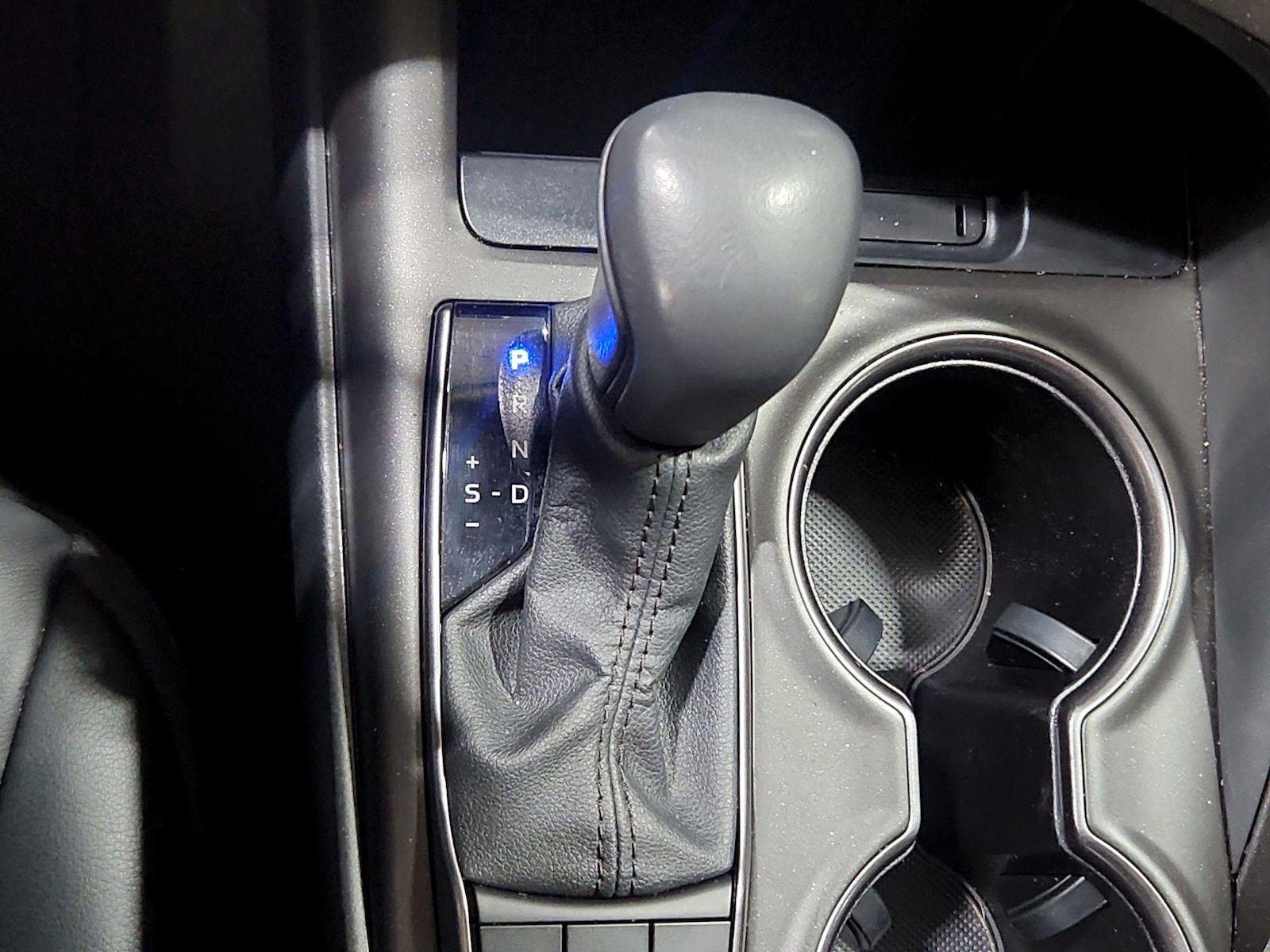 2024 Toyota Camry XSE - Photo 18
