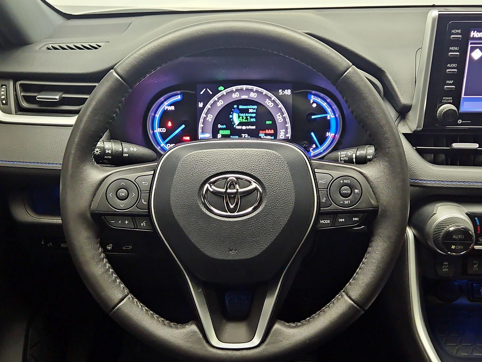 Thumbnail: 2021 Toyota RAV4 - 10