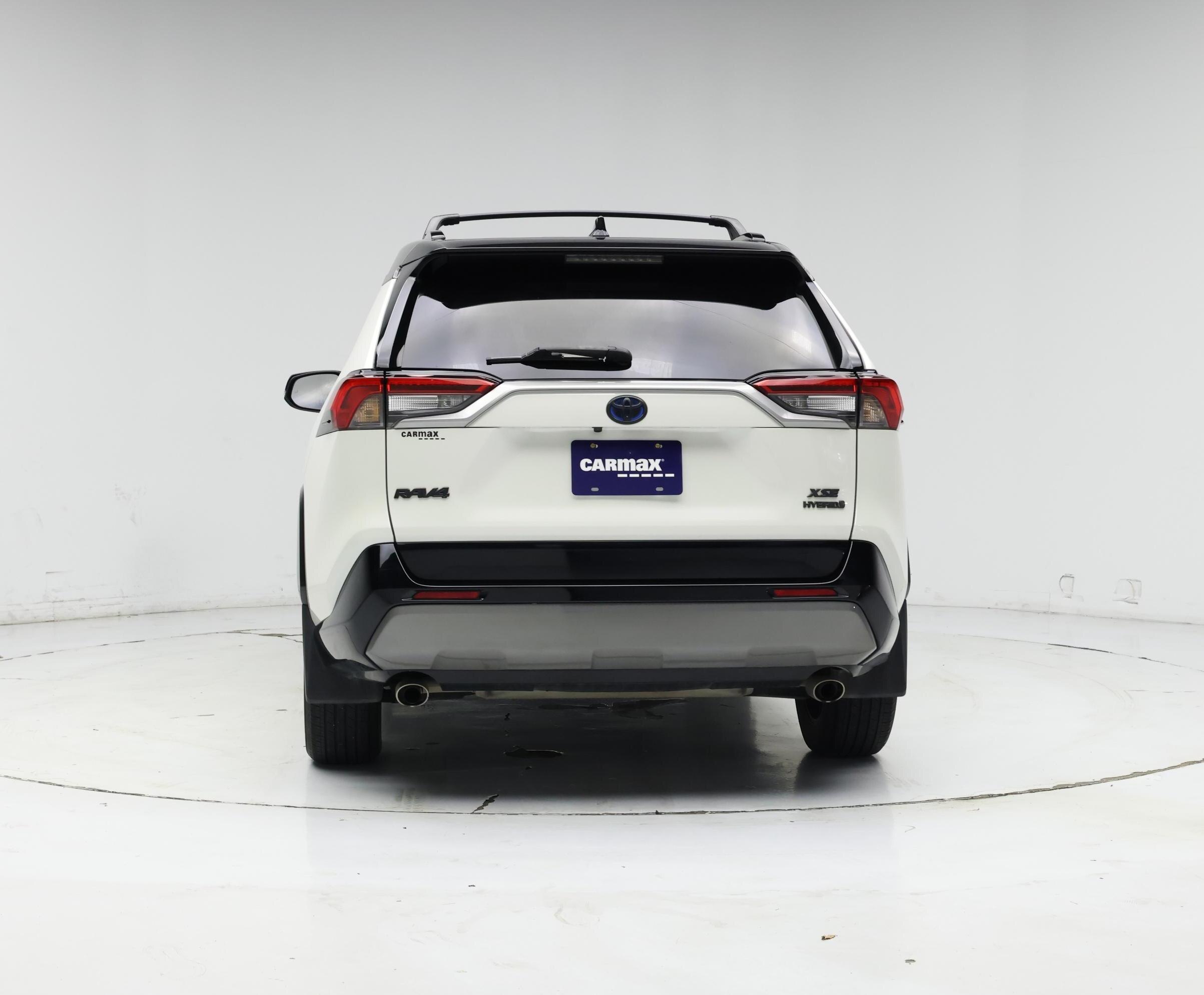 Thumbnail: 2021 Toyota RAV4 - 6