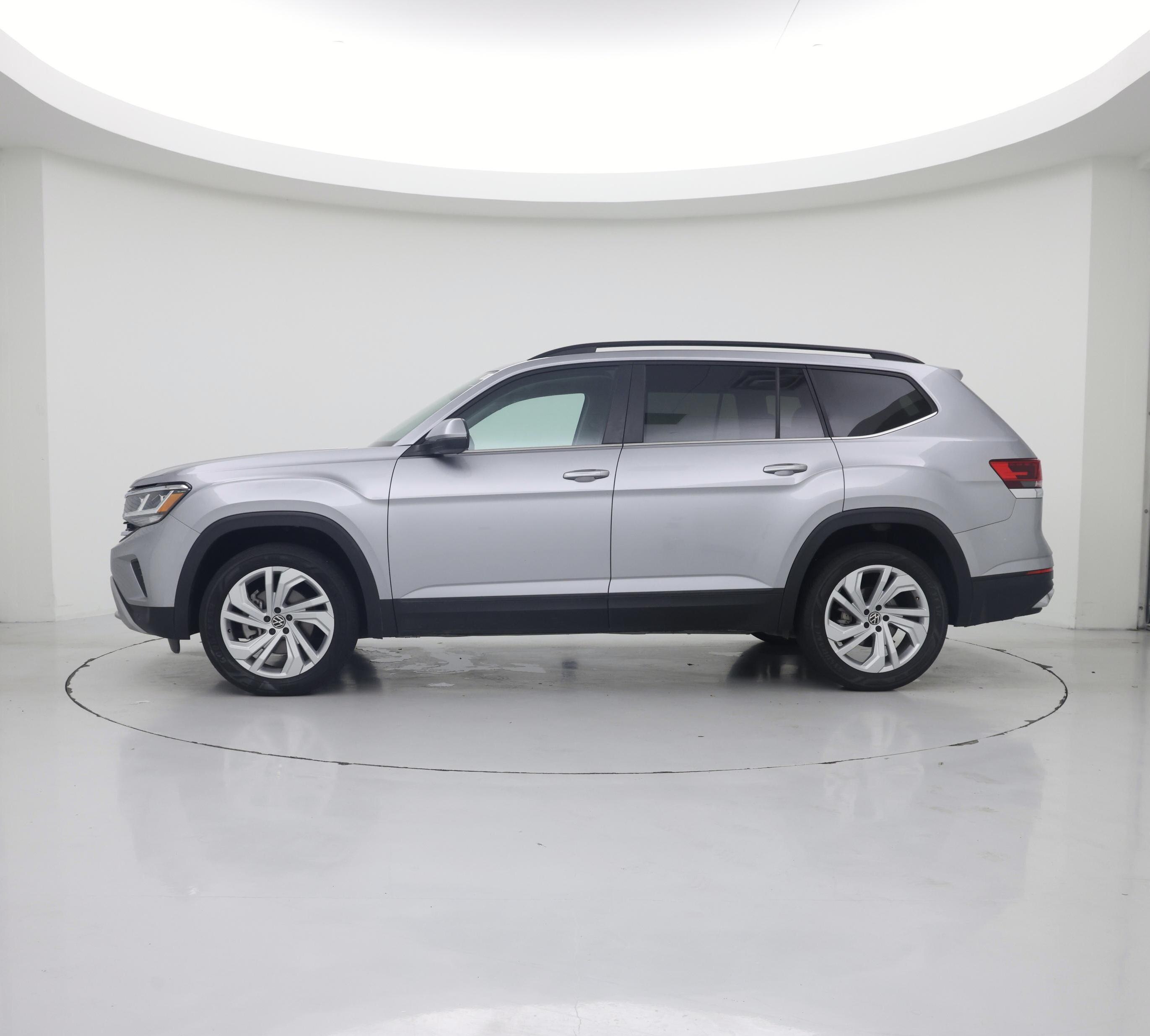Thumbnail: 2023 Volkswagen Atlas - 3