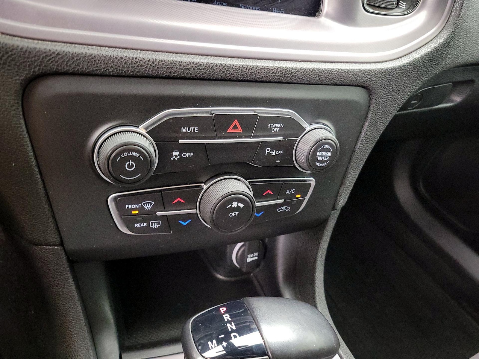 2023 Dodge Charger SXT - Photo 17