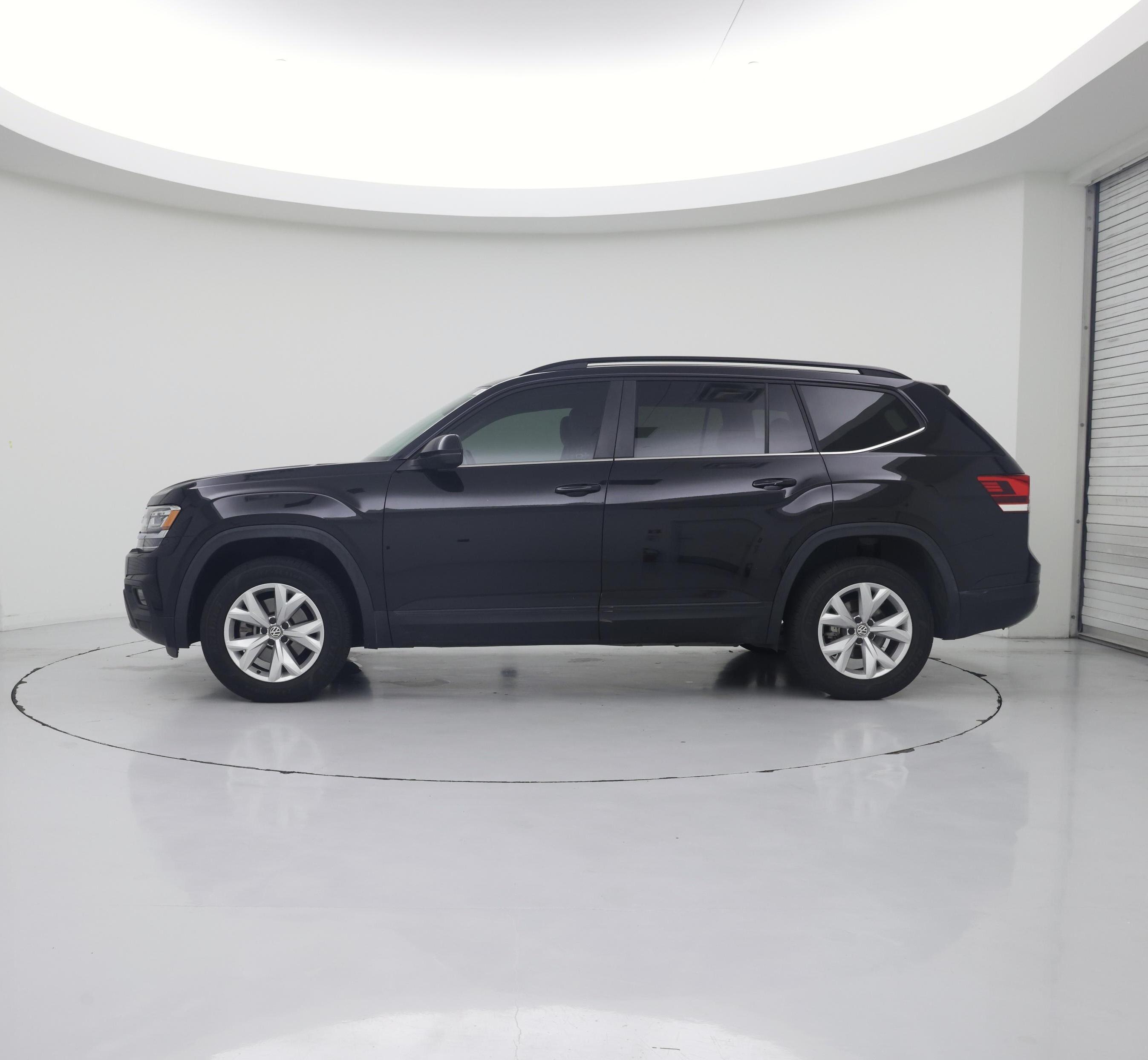 Thumbnail: 2020 Volkswagen Atlas - 3