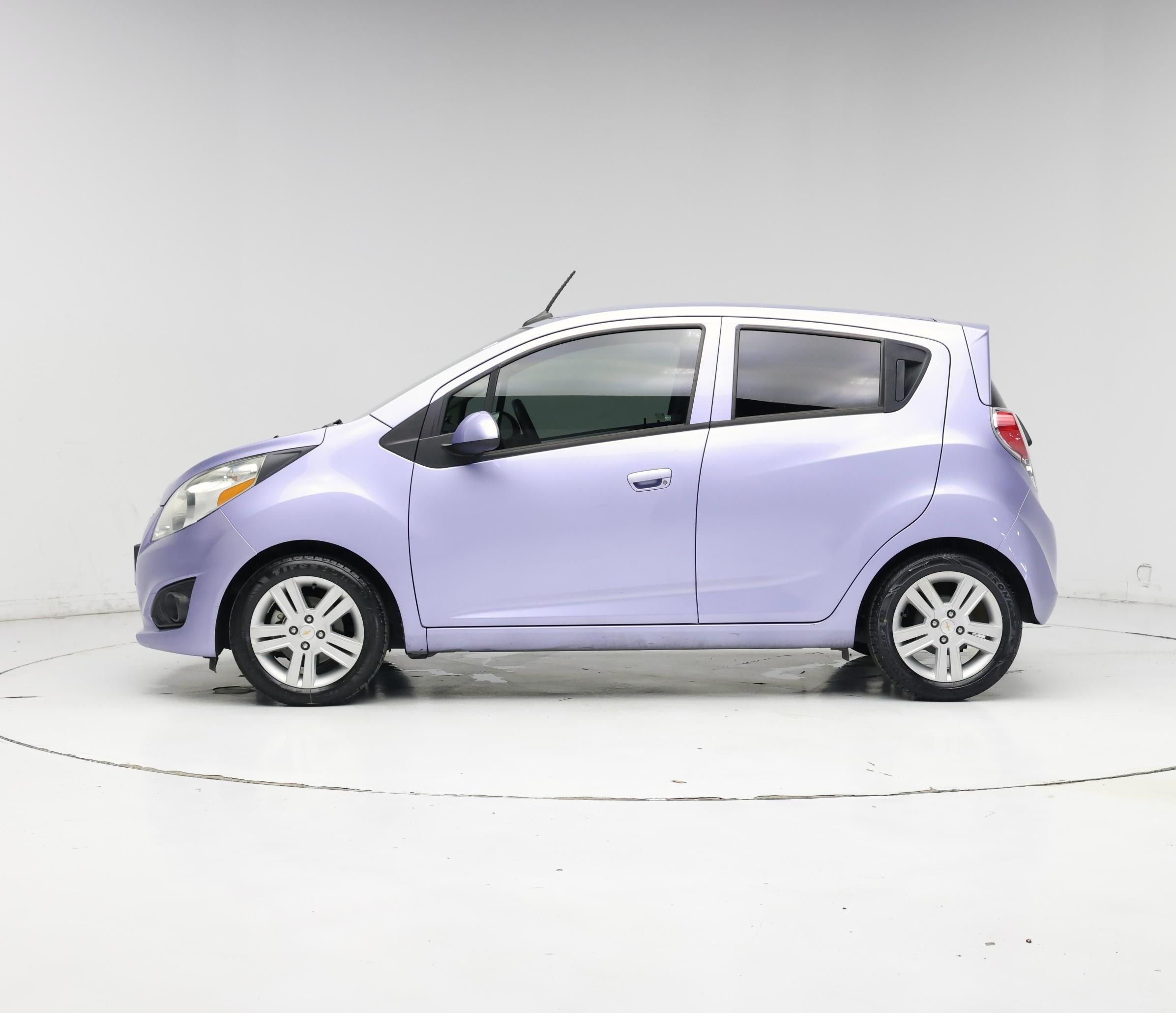 Thumbnail: 2014 Chevrolet Spark - 3