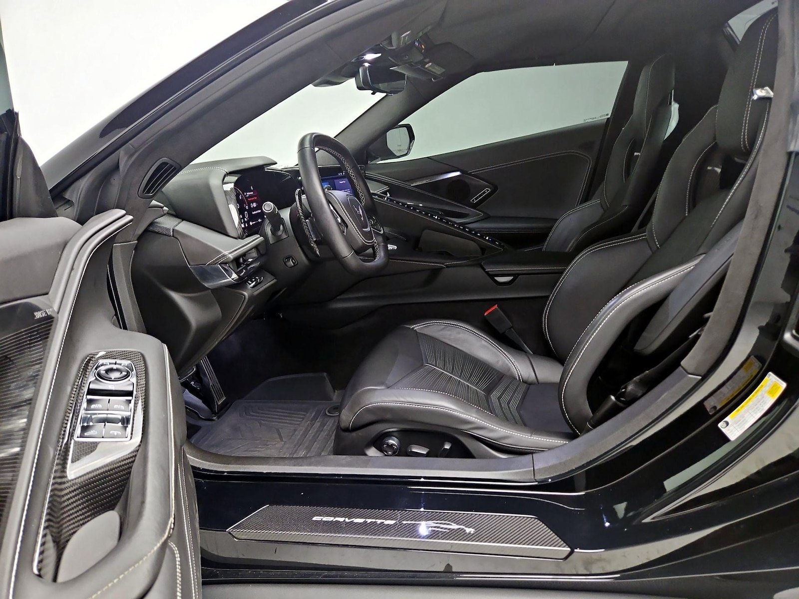 2024 Chevrolet Corvette 3LT - Photo 12