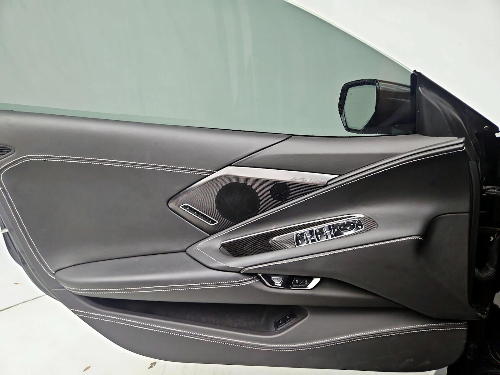 2024 Chevrolet Corvette 3LT - Photo 13