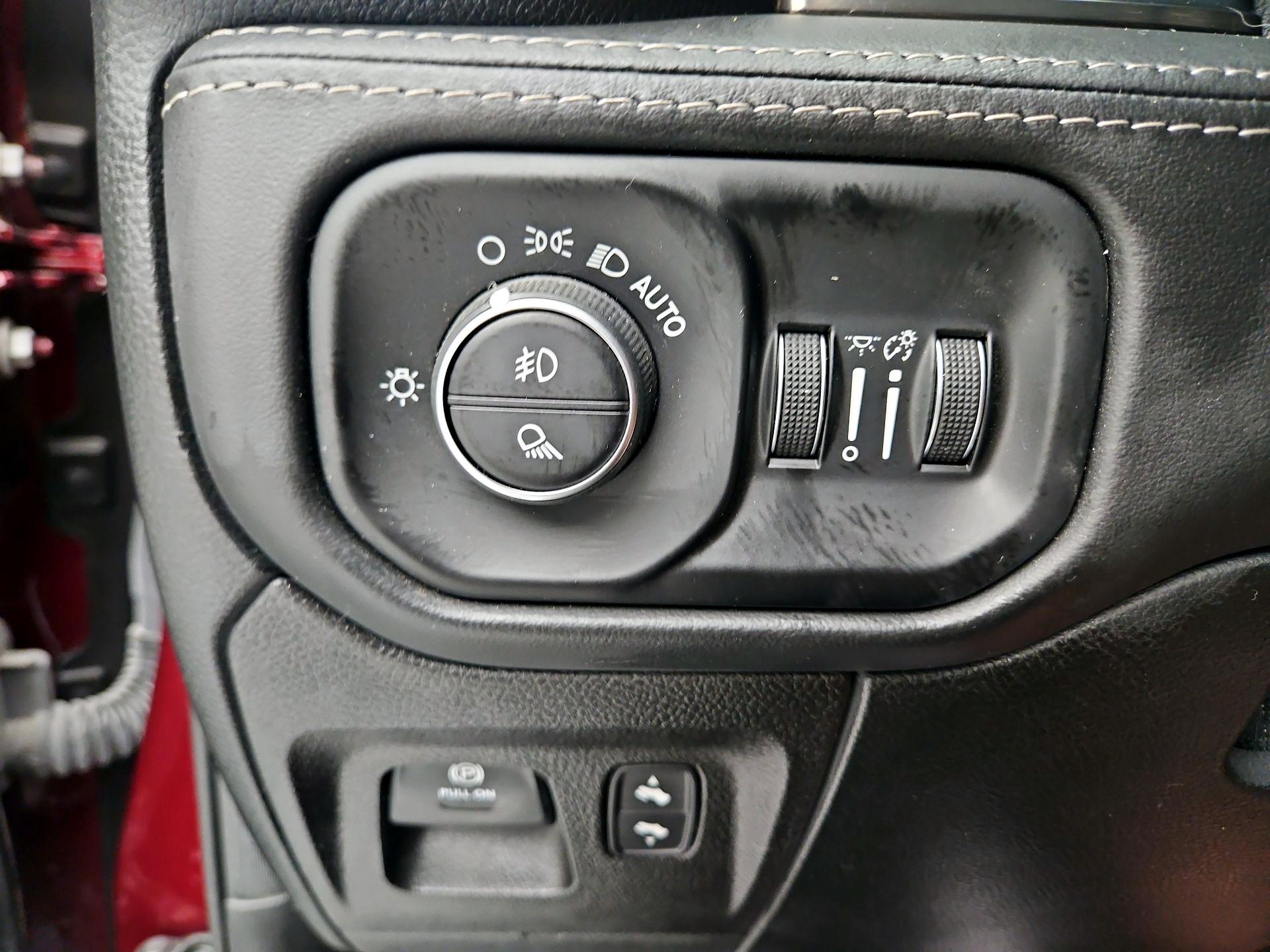 Thumbnail: 2021 RAM 1500 - 13
