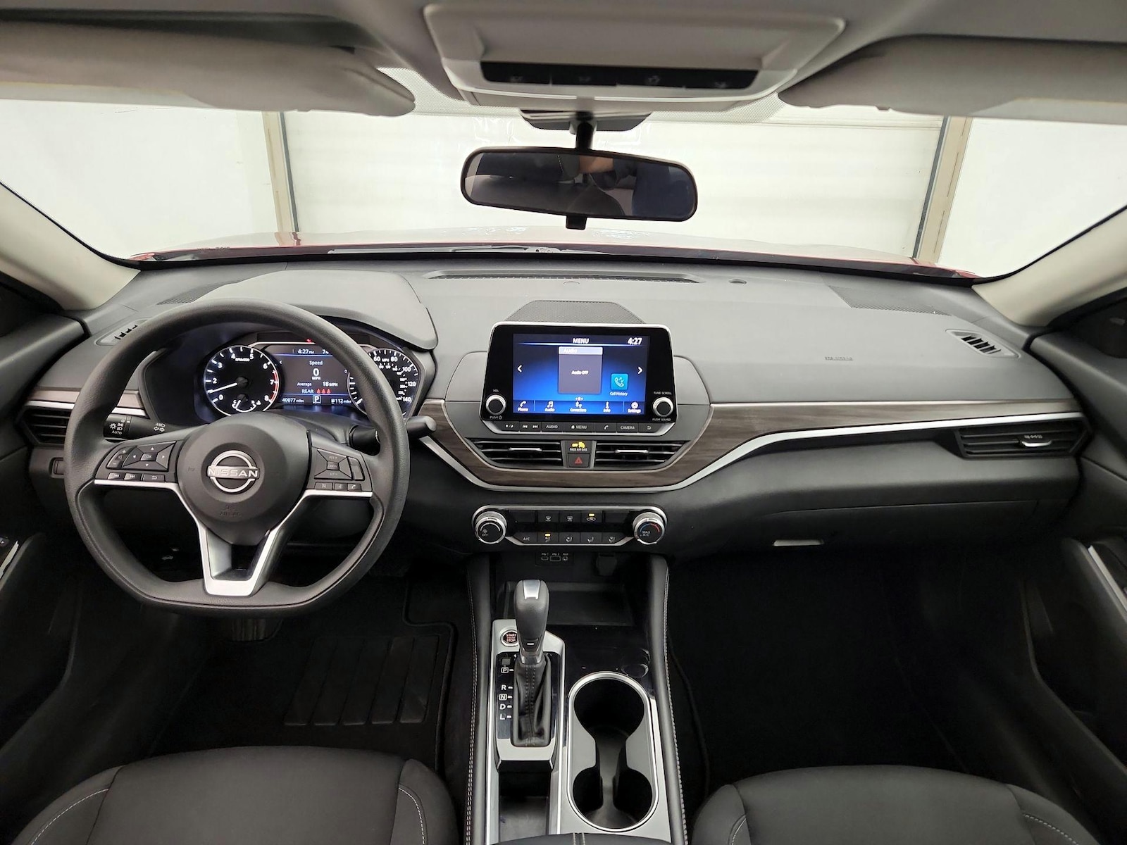 2023 Nissan Altima SV - Photo 10
