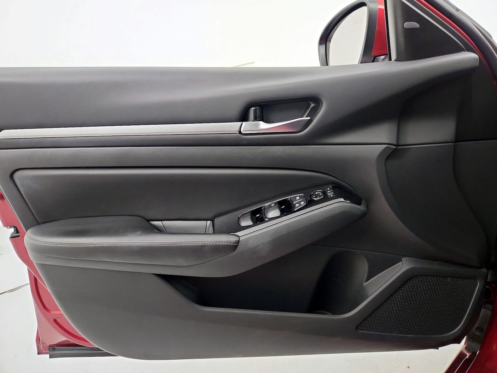 2023 Nissan Altima SV - Photo 13