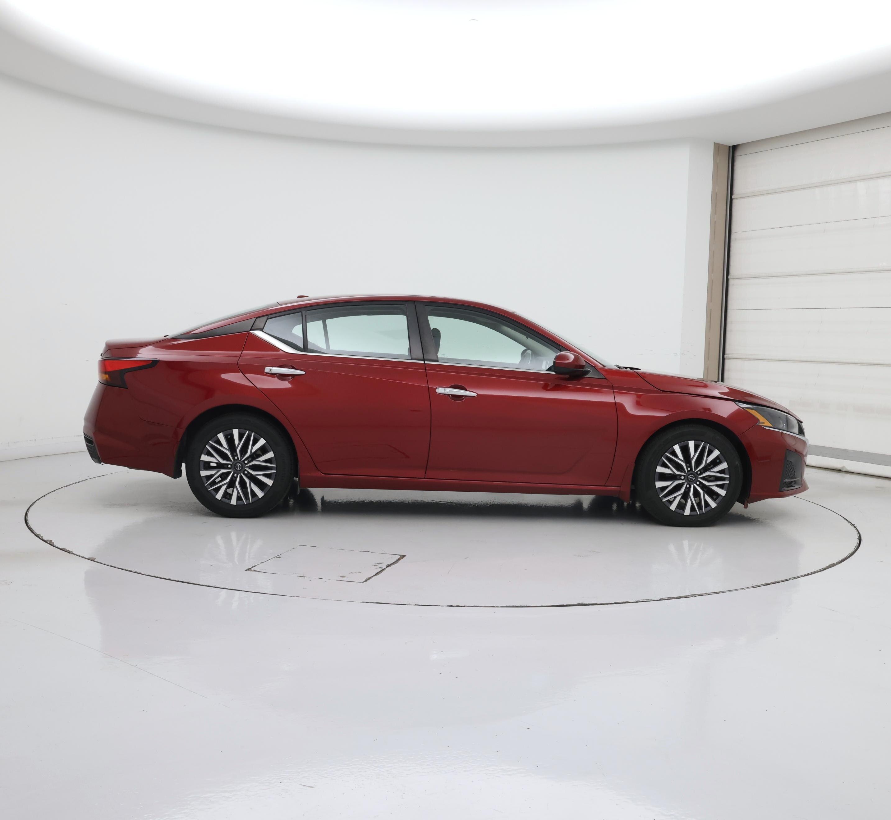 Thumbnail: 2023 Nissan Altima - 7