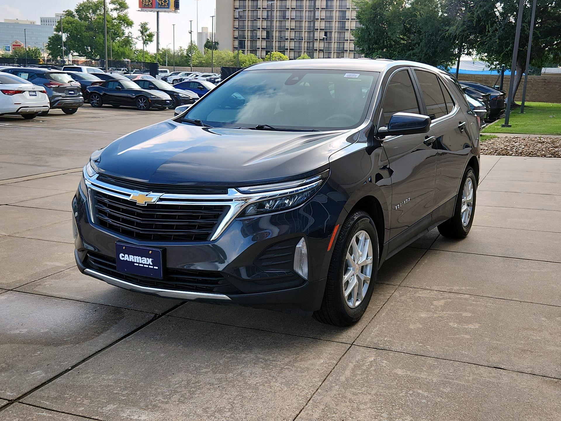 Thumbnail: 2022 Chevrolet Equinox - 3