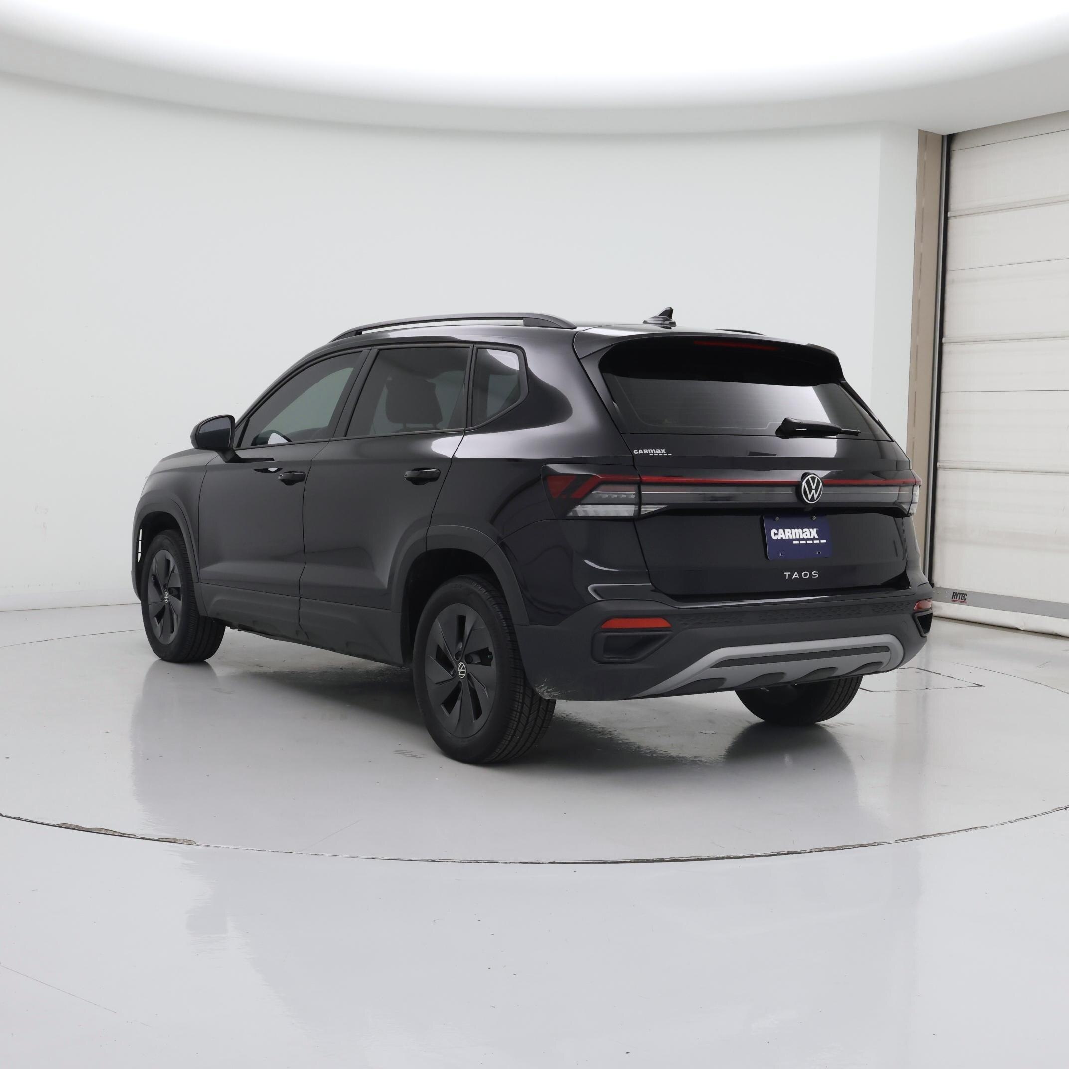 Thumbnail: 2025 Volkswagen Taos - 2