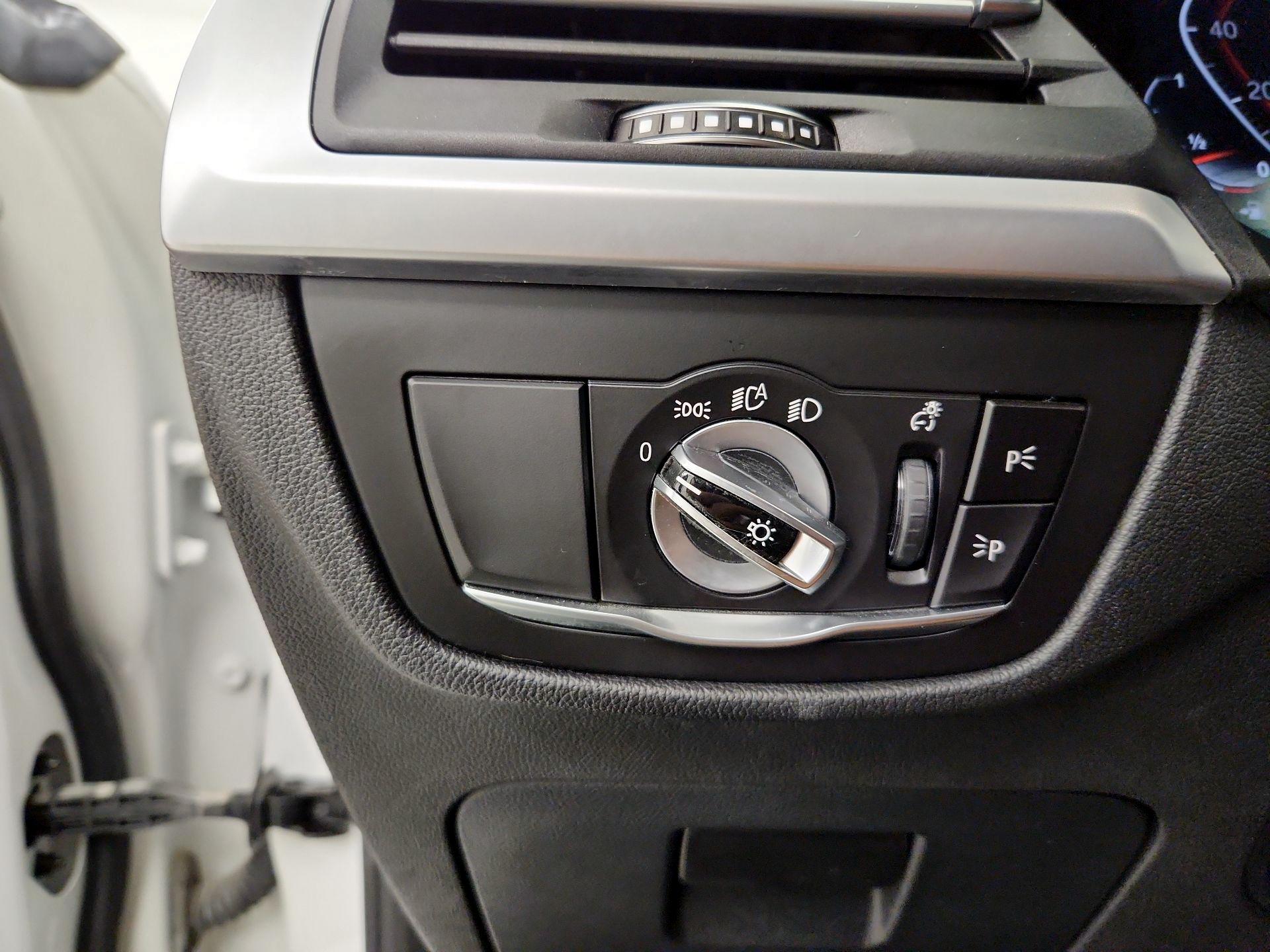 Thumbnail: 2022 BMW X3 - 13