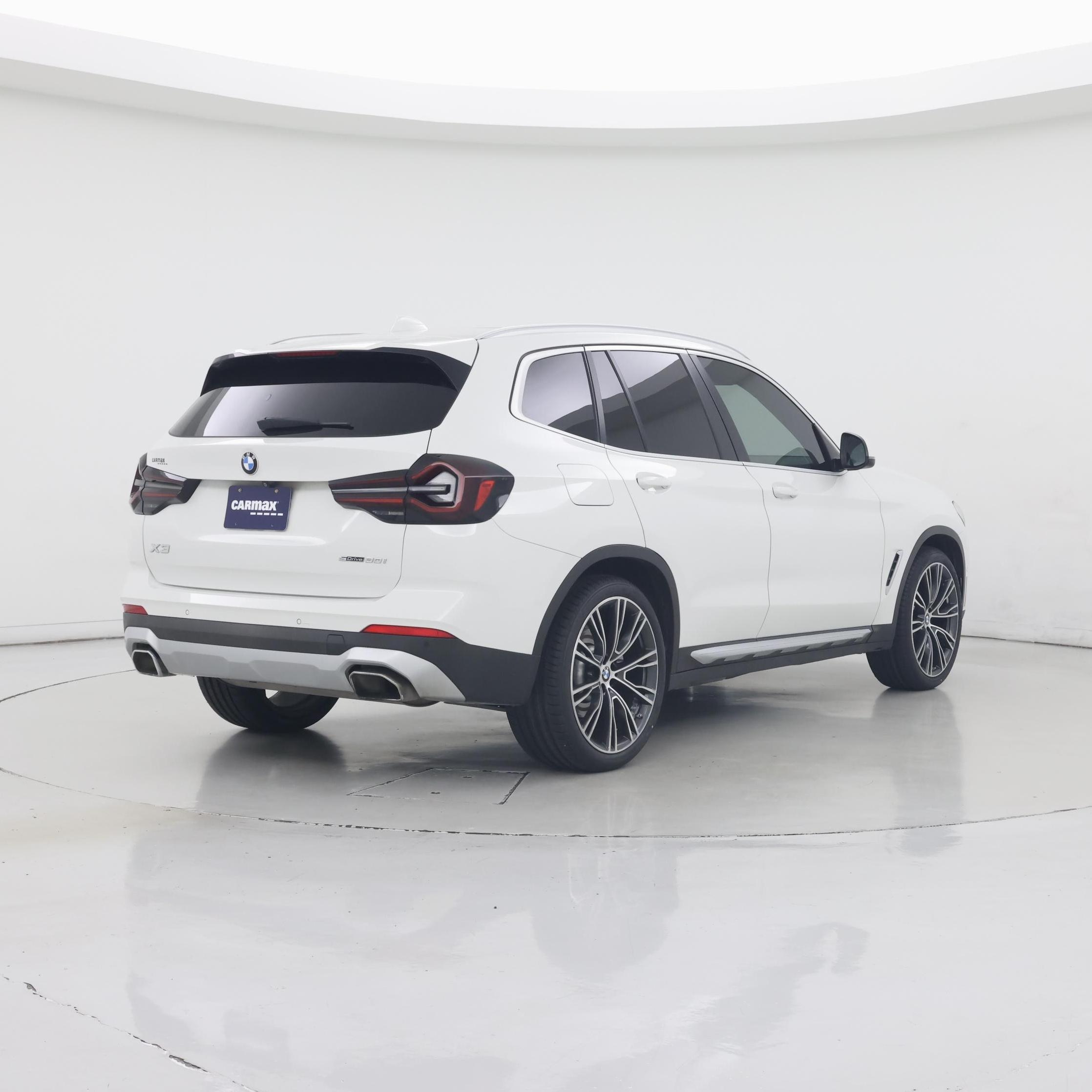 Thumbnail: 2022 BMW X3 - 8