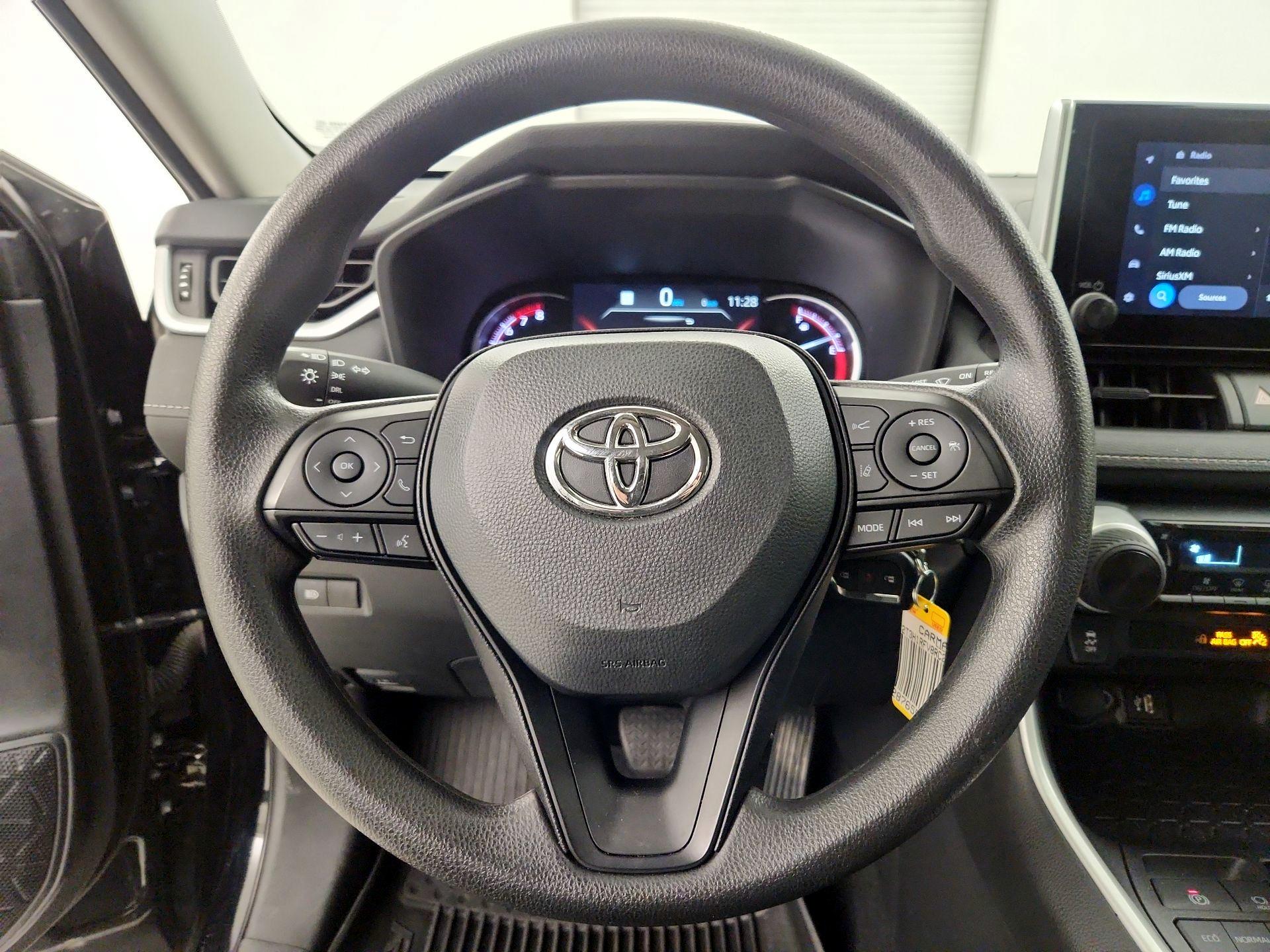 Thumbnail: 2024 Toyota RAV4 - 10