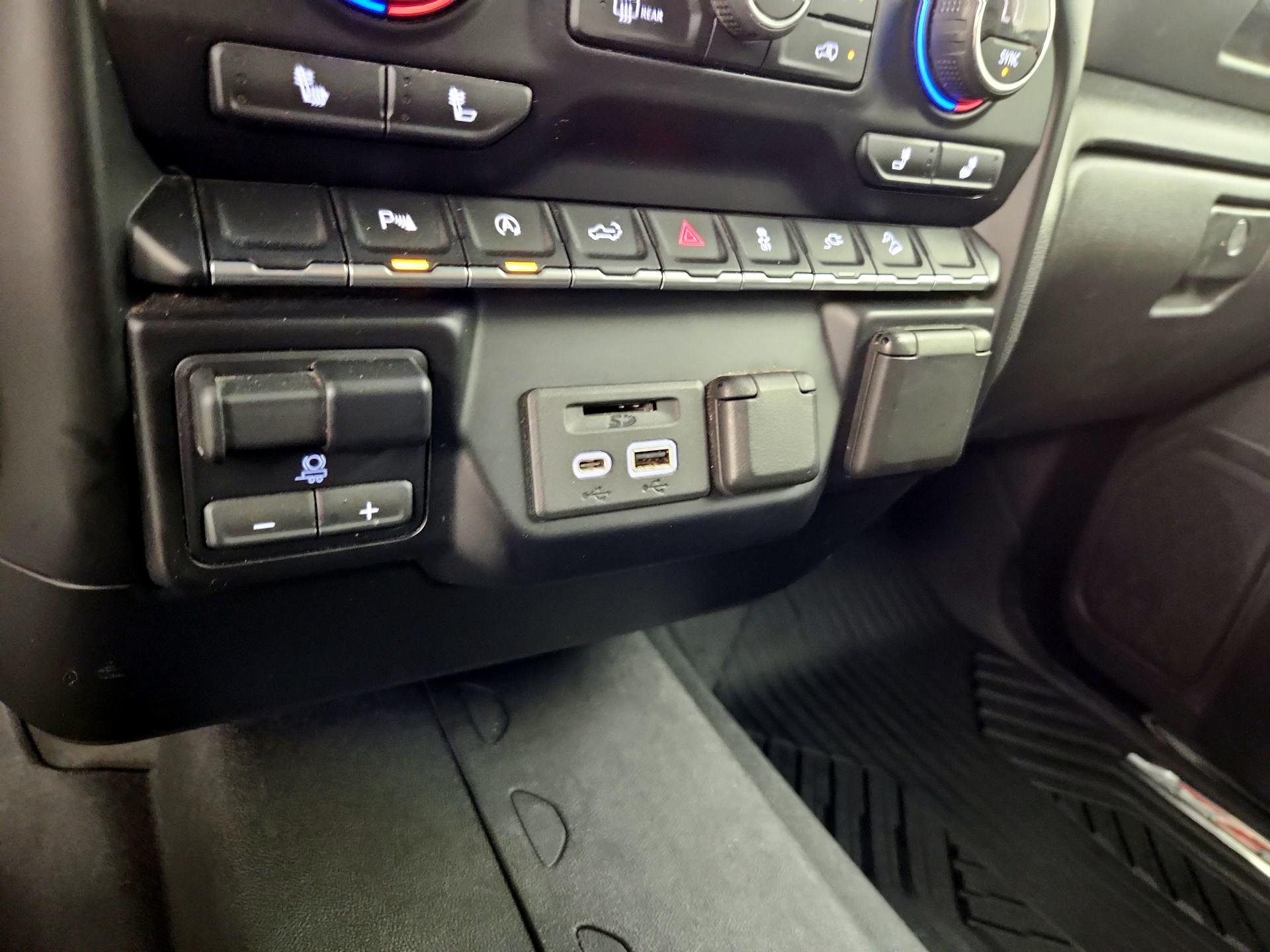 Thumbnail: 2021 Chevrolet Silverado 1500 - 18