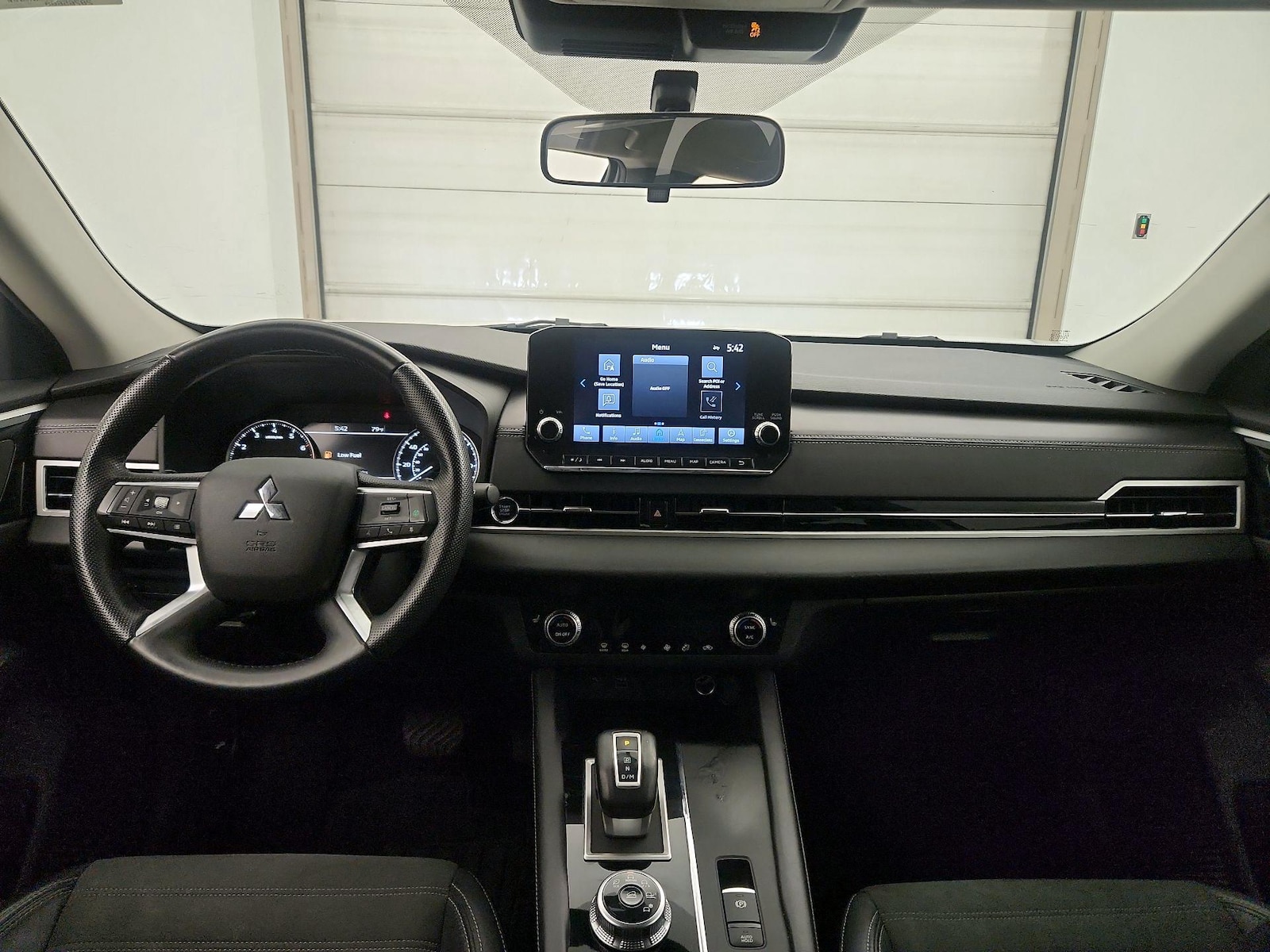 2023 Mitsubishi Outlander SE - Photo 10