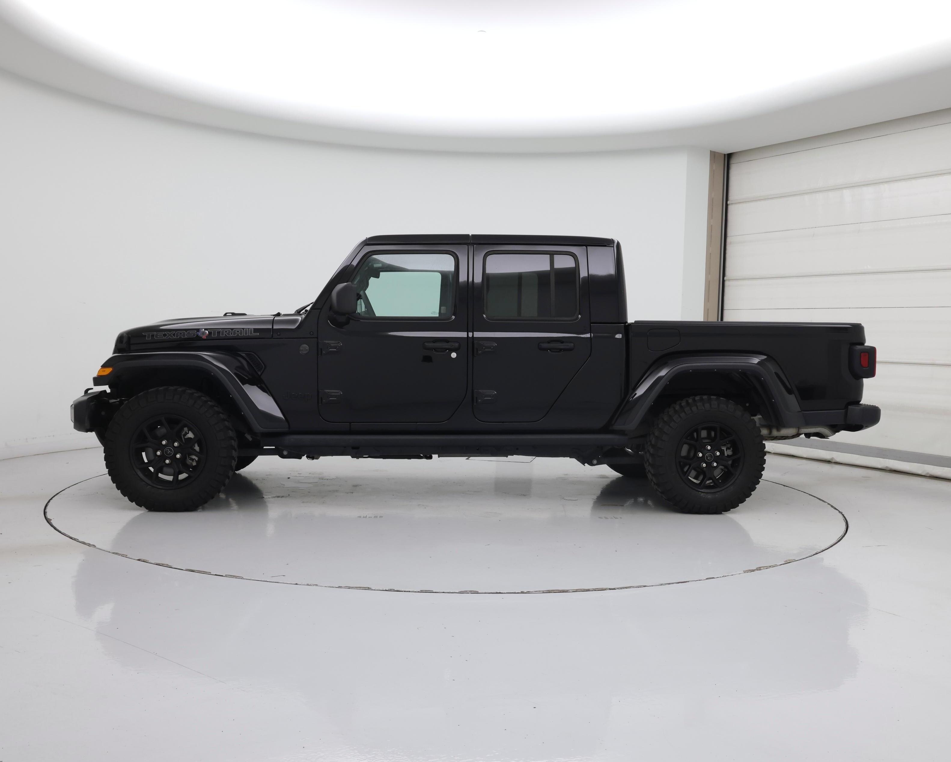 Thumbnail: 2025 Jeep Gladiator - 3