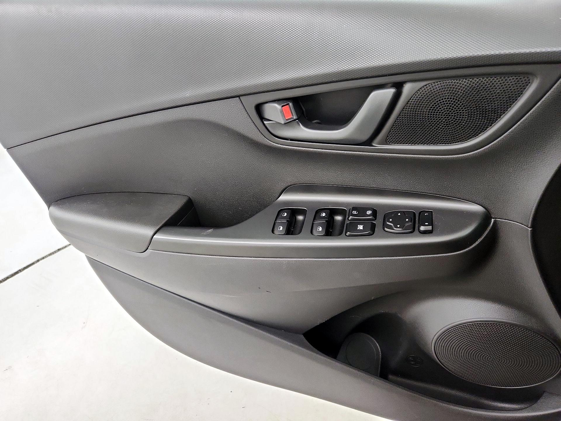 Thumbnail: 2023 Hyundai Kona - 12