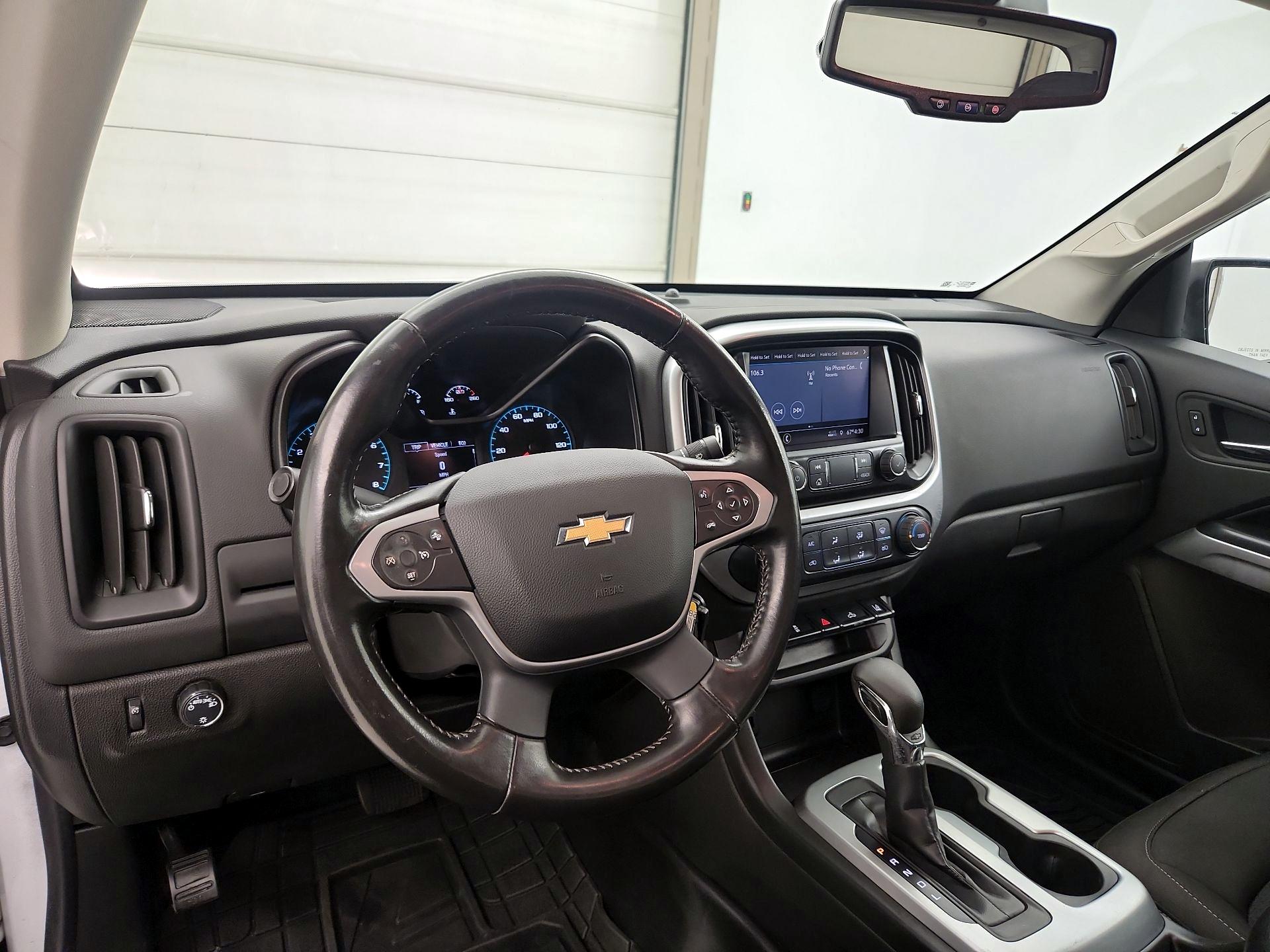 Thumbnail: 2022 Chevrolet Colorado - 9