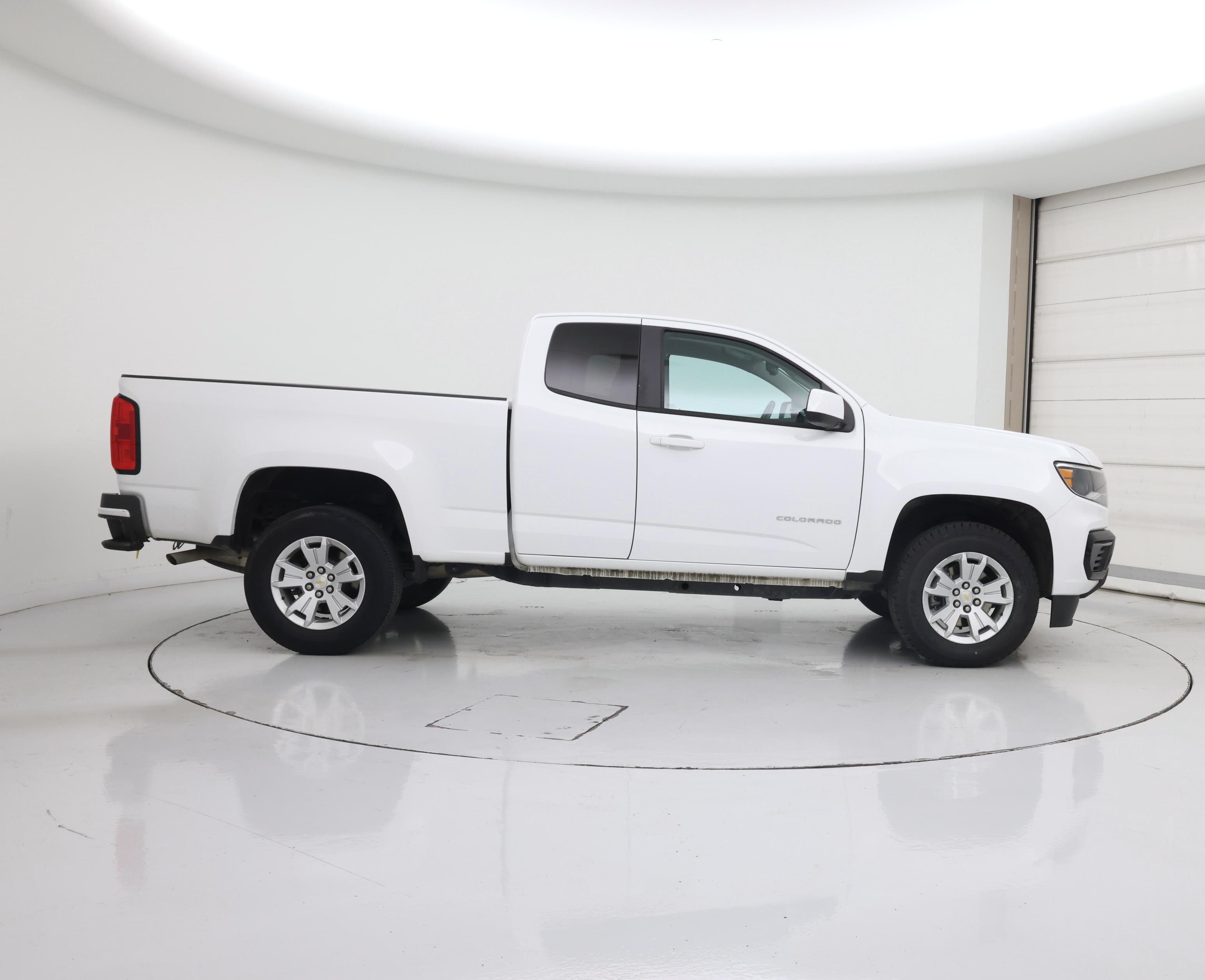 Thumbnail: 2022 Chevrolet Colorado - 7