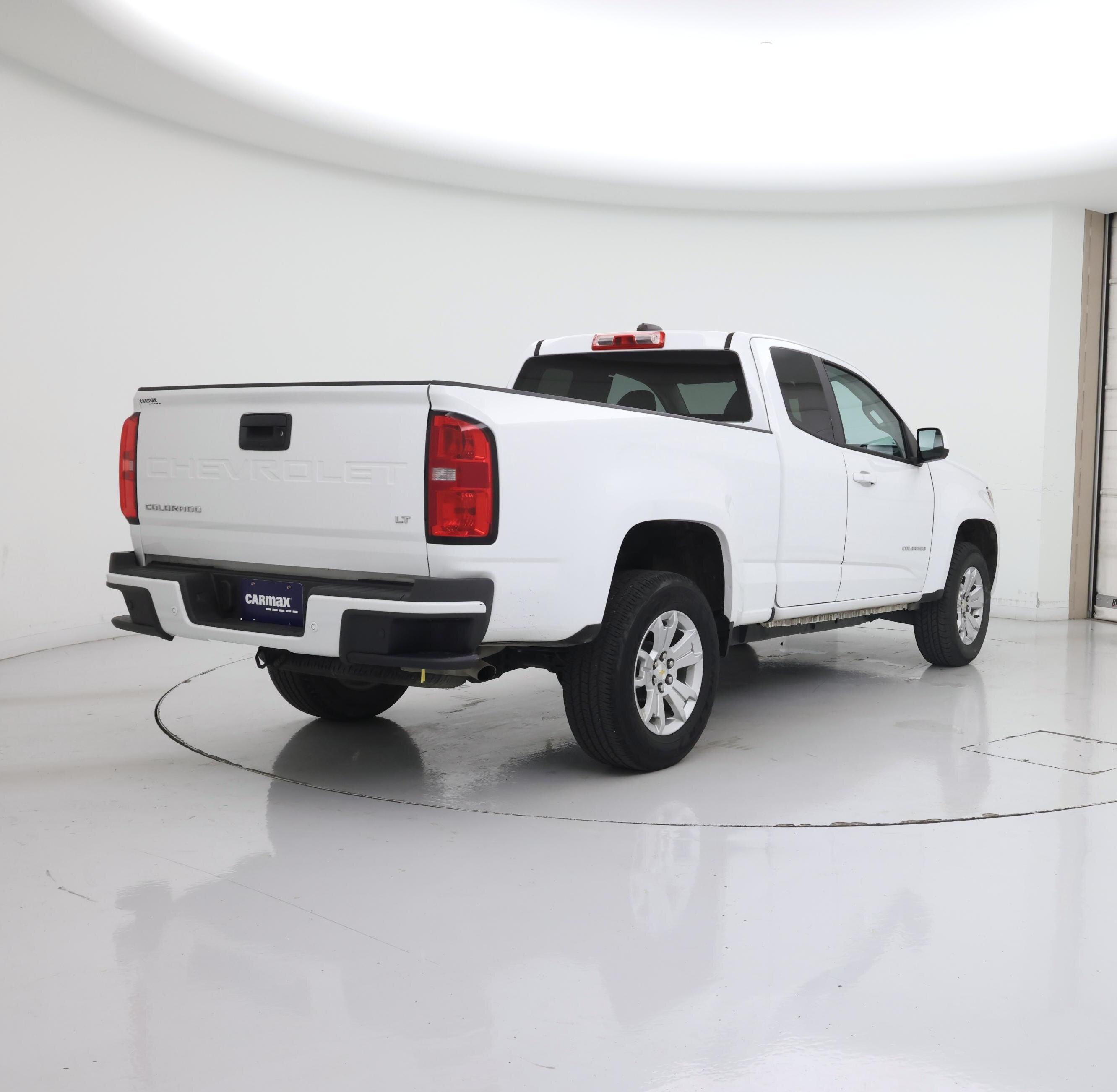 Thumbnail: 2022 Chevrolet Colorado - 8