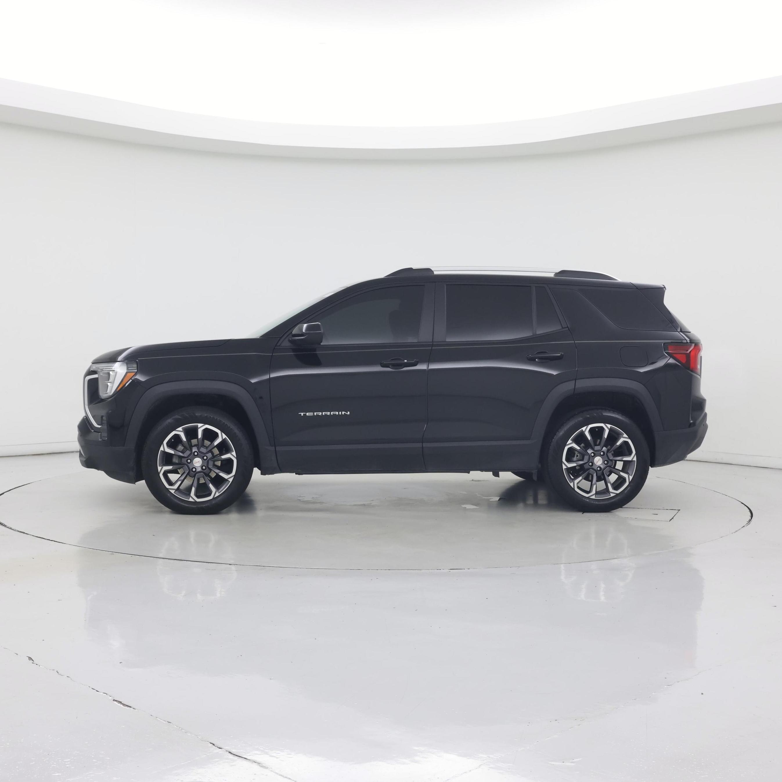 Thumbnail: 2025 GMC Terrain - 3