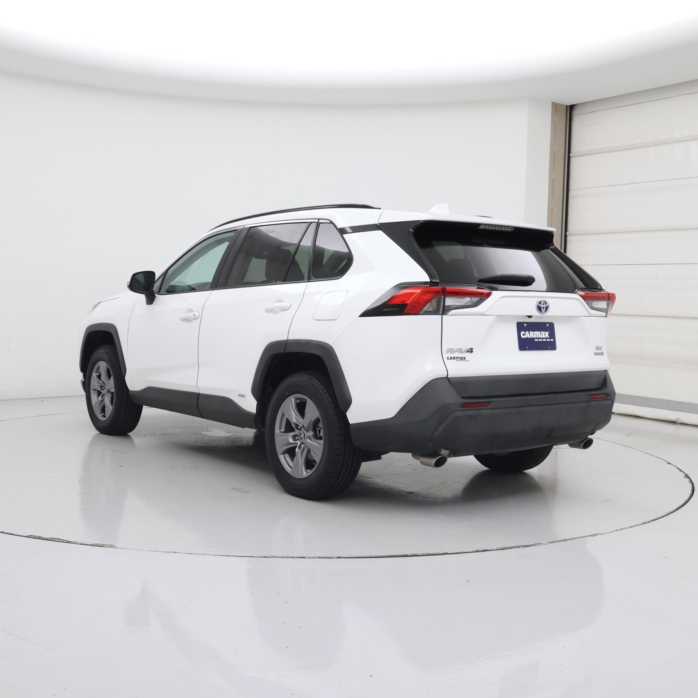 Thumbnail: 2022 Toyota RAV4 - 2