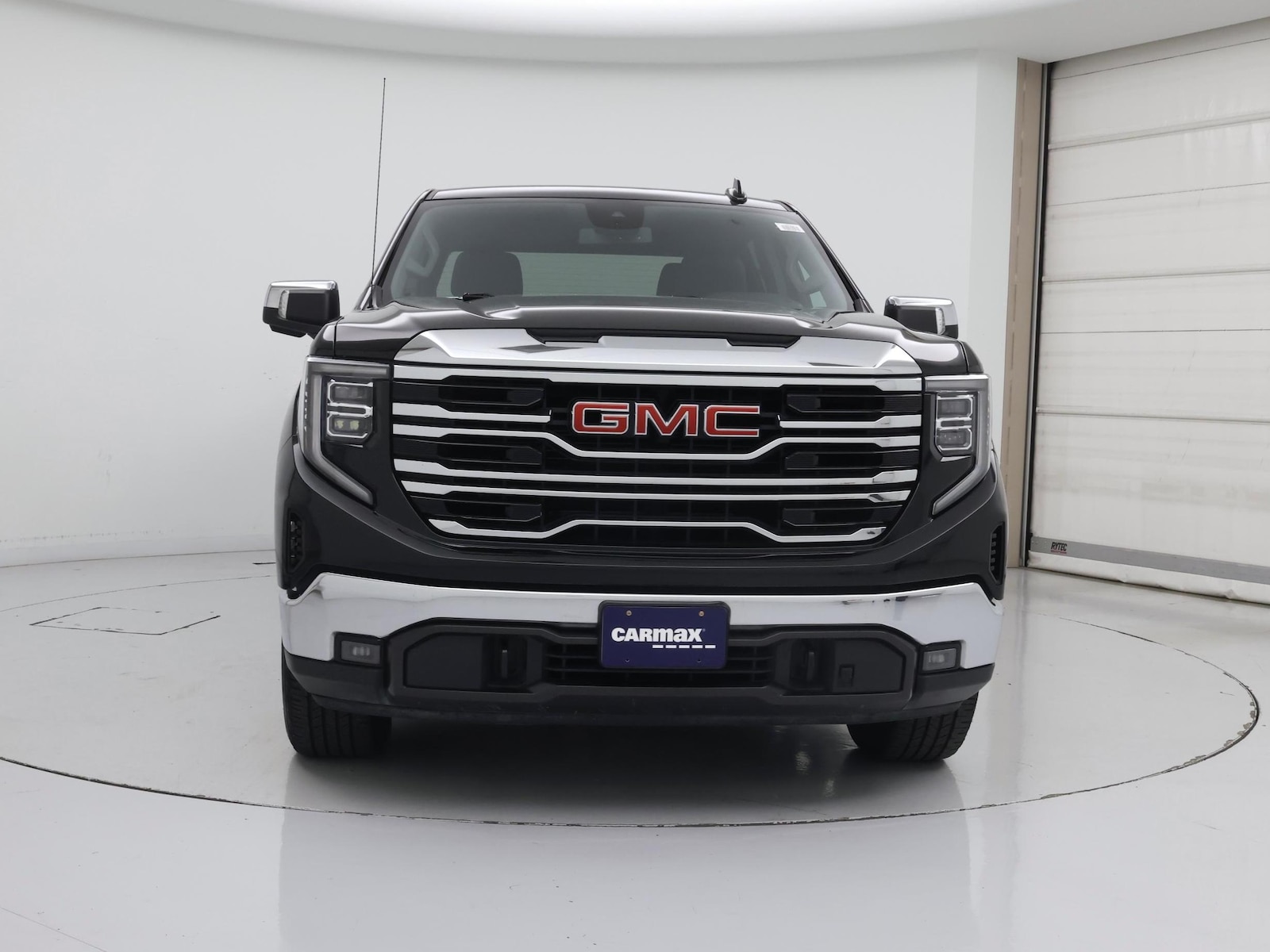 2023 GMC Sierra 1500 SLT - Photo 6