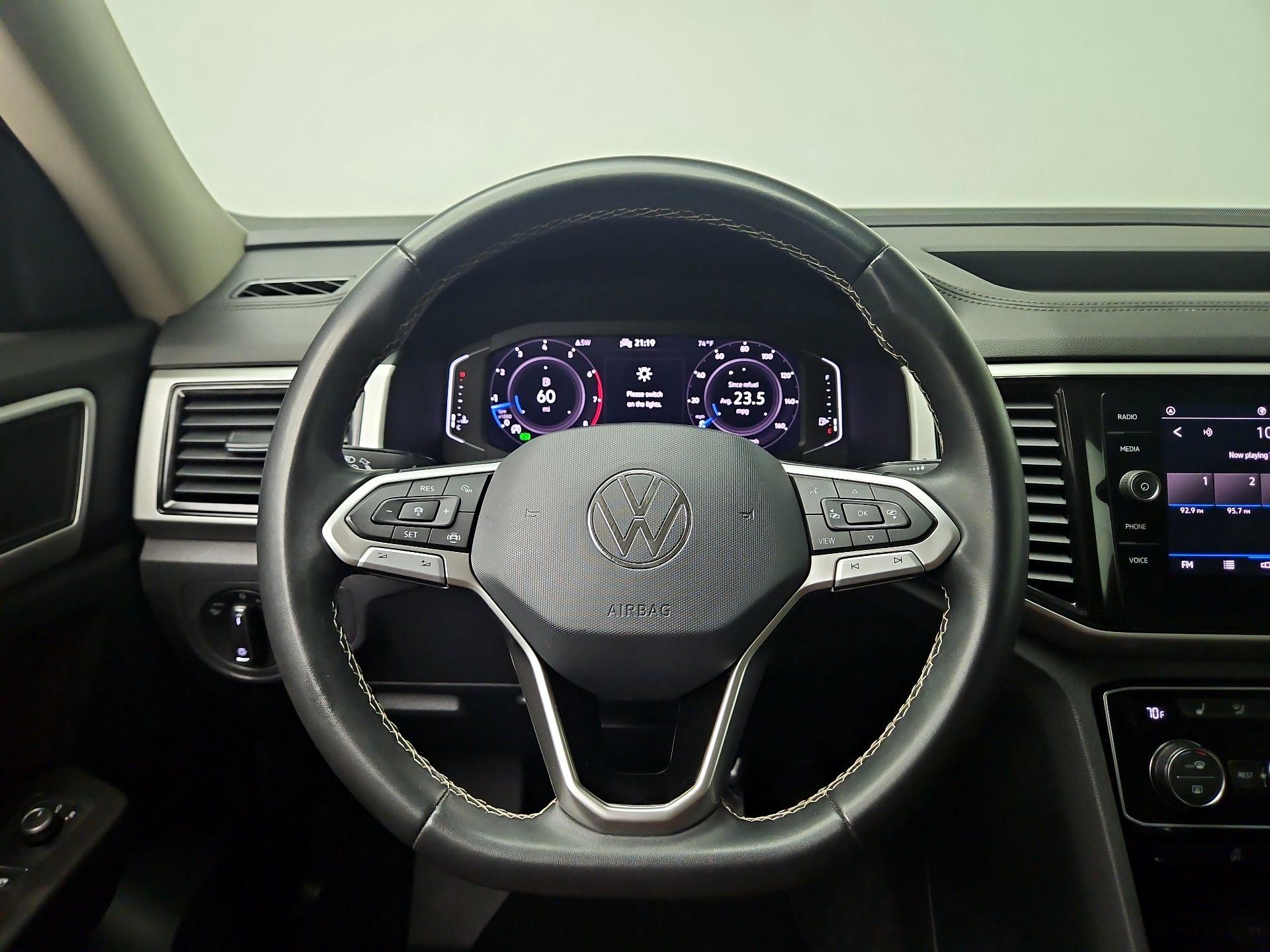 Thumbnail: 2023 Volkswagen Atlas - 10