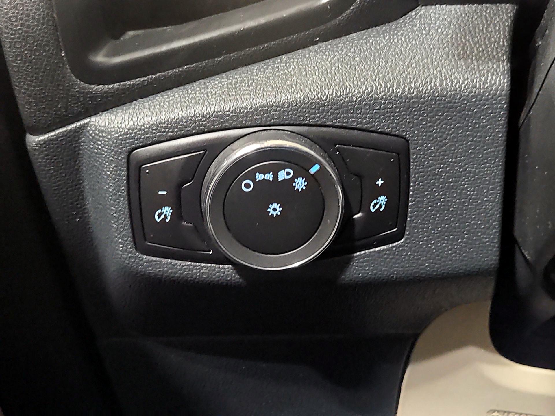 Thumbnail: 2021 Ford EcoSport - 13