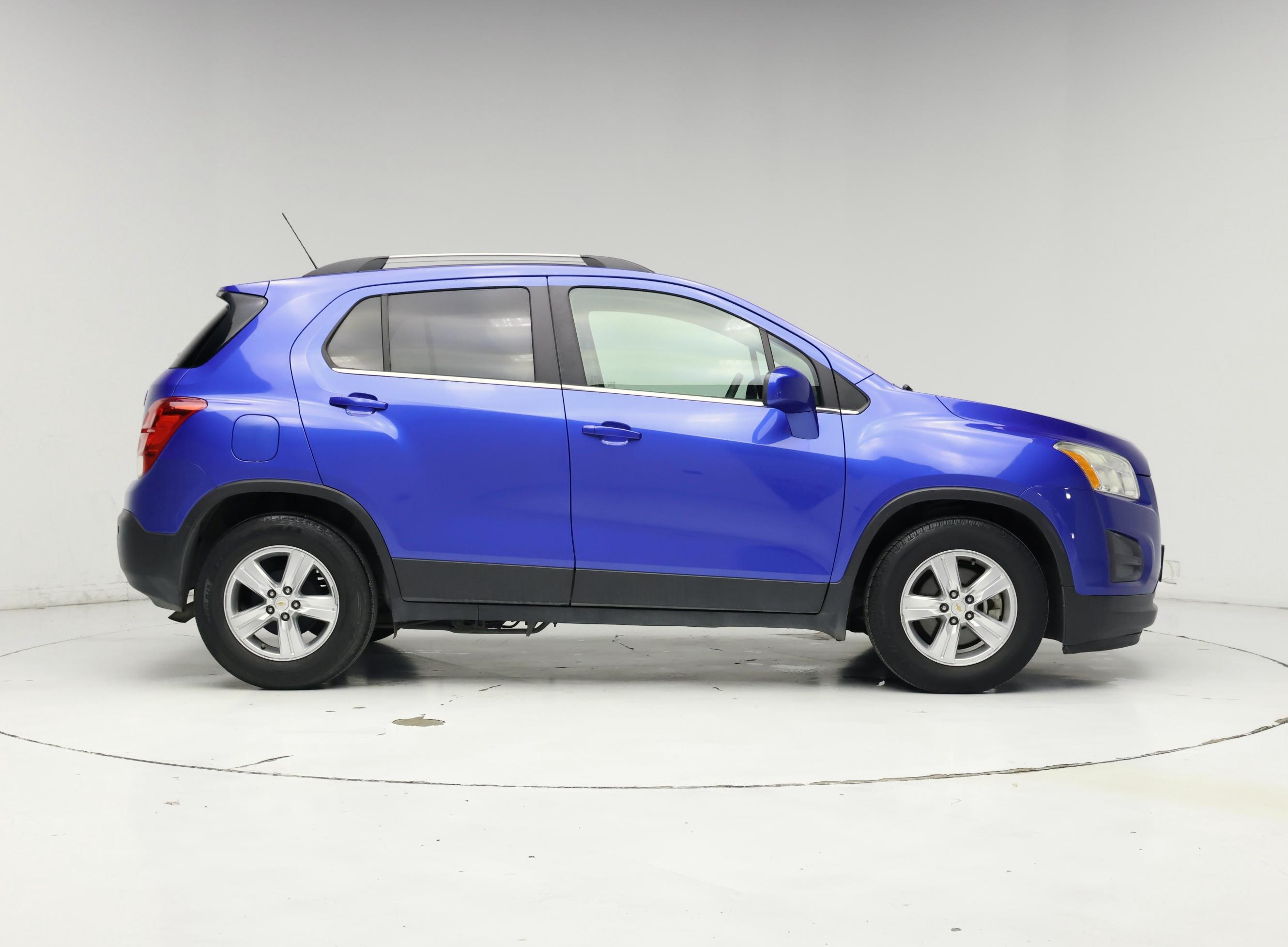 Thumbnail: 2015 Chevrolet Trax - 7