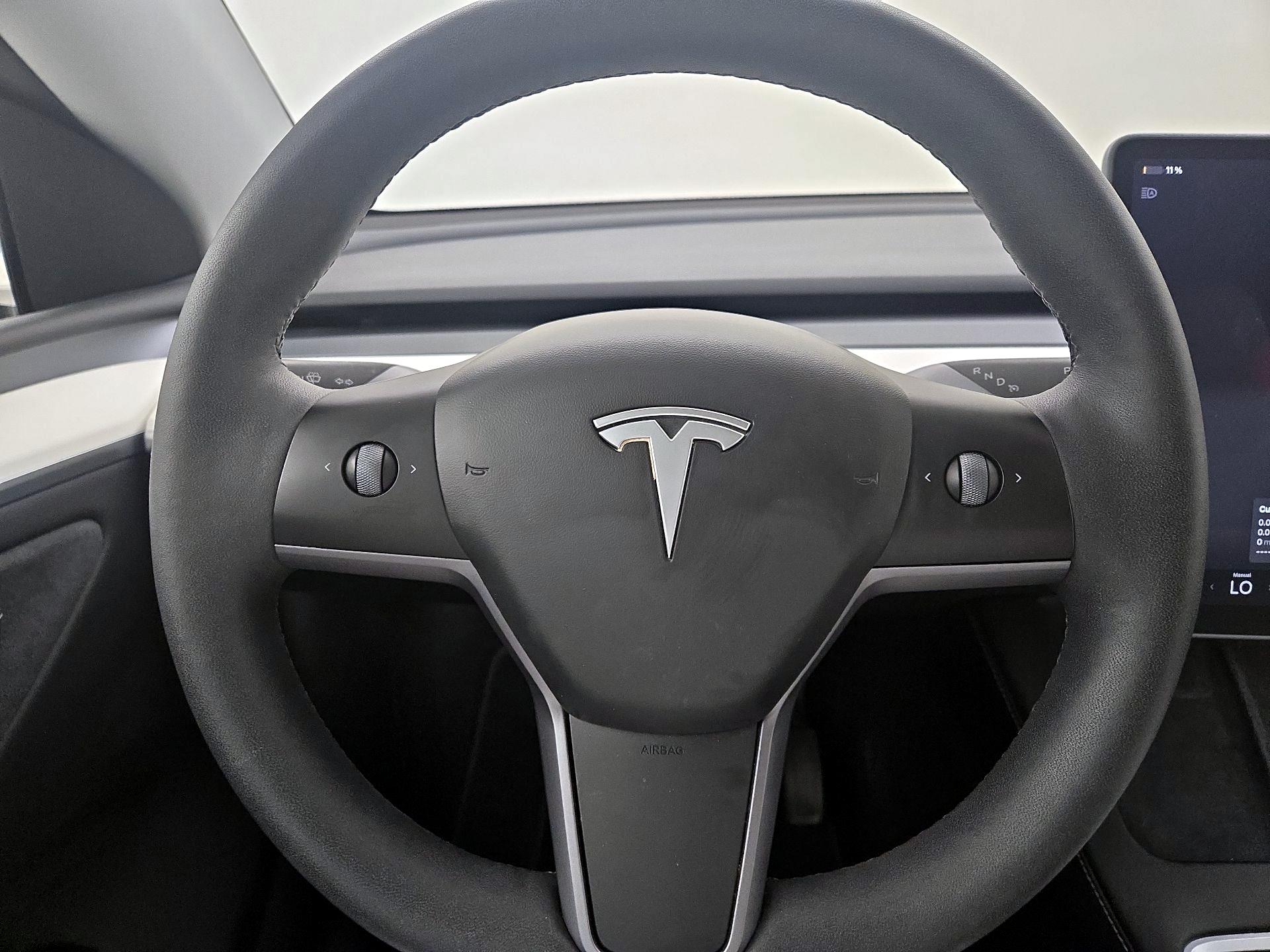 Thumbnail: 2024 Tesla Model Y - 10