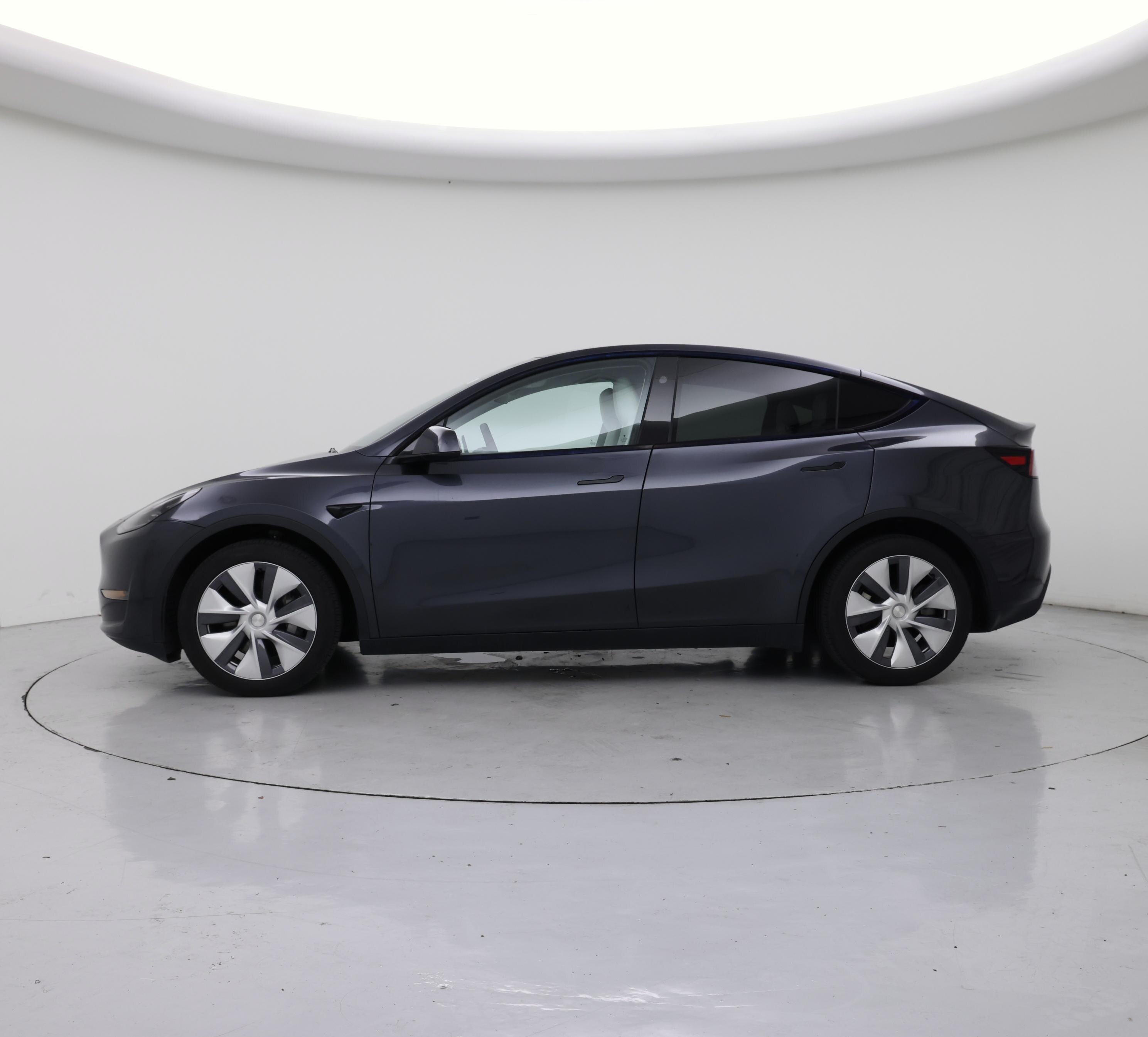 Thumbnail: 2024 Tesla Model Y - 3