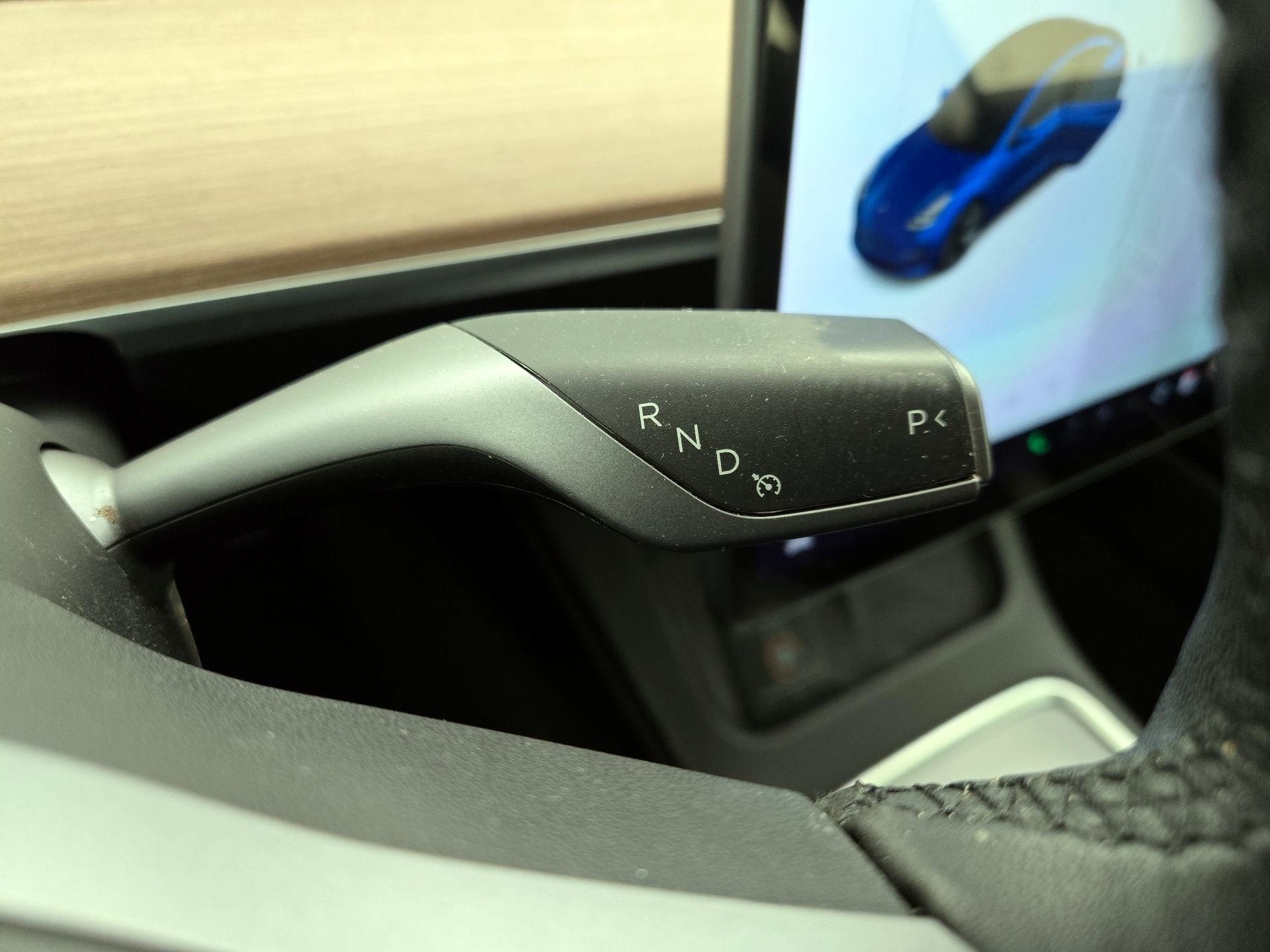 Thumbnail: 2021 Tesla Model 3 - 17