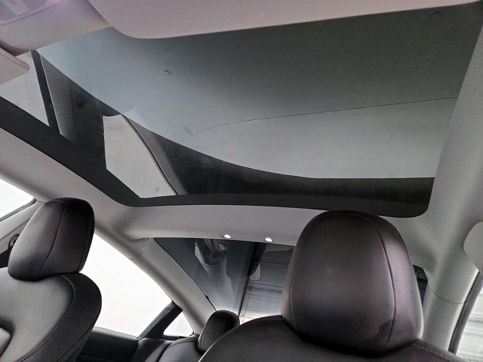 Thumbnail: 2021 Tesla Model 3 - 19