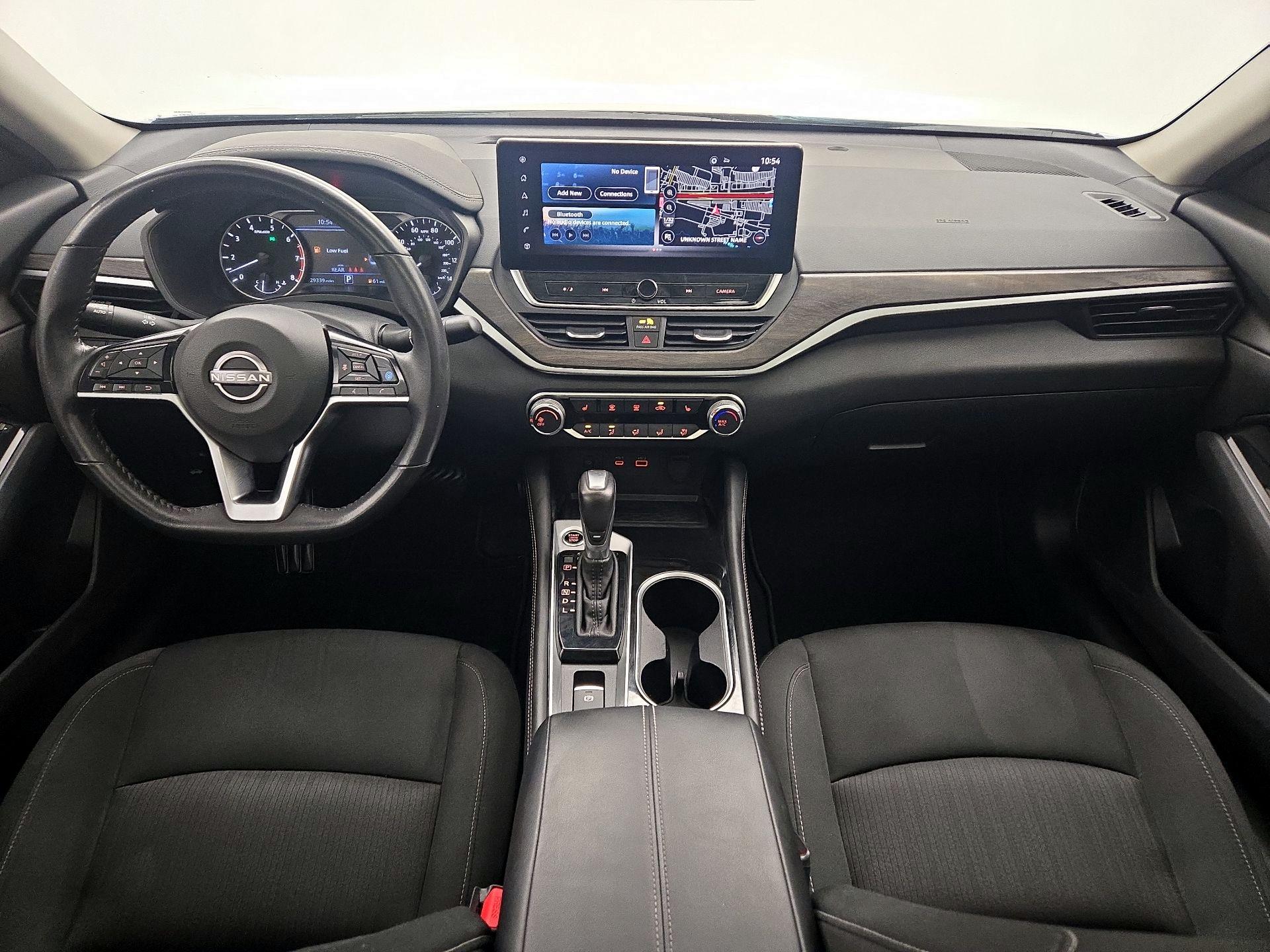 Thumbnail: 2023 Nissan Altima - 9