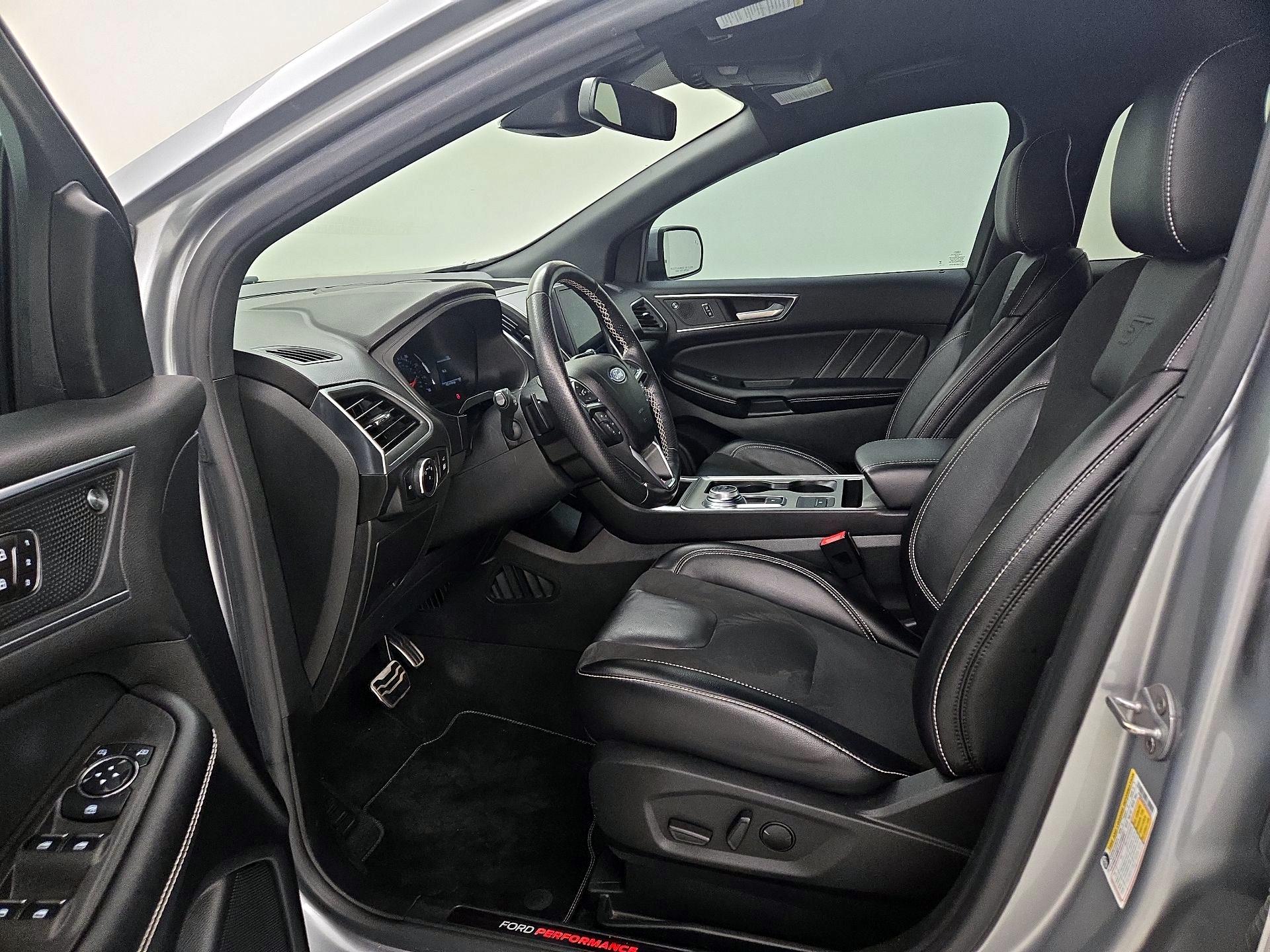 Thumbnail: 2023 Ford Edge - 11