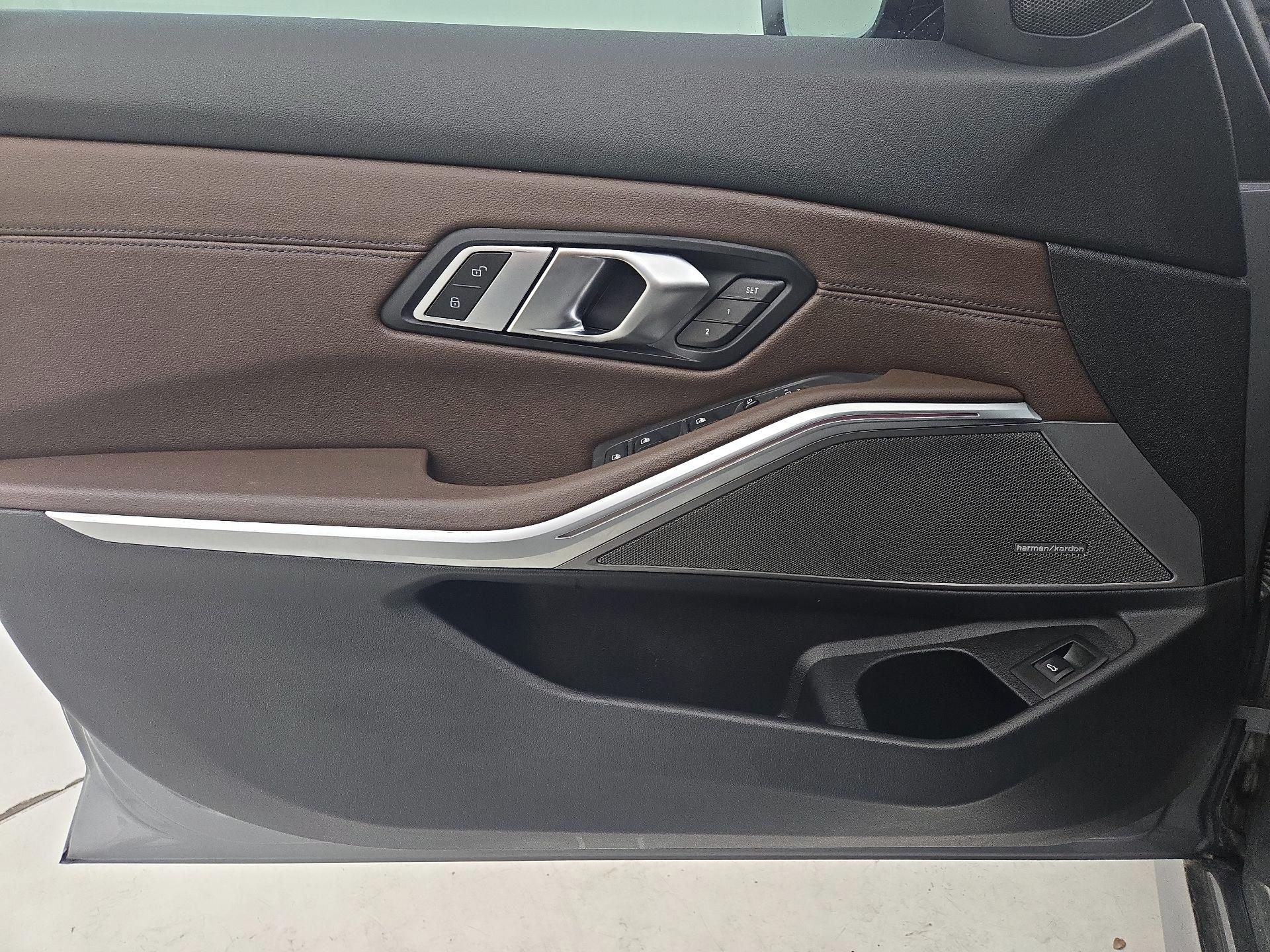 Thumbnail: 2023 BMW 3 Series - 12