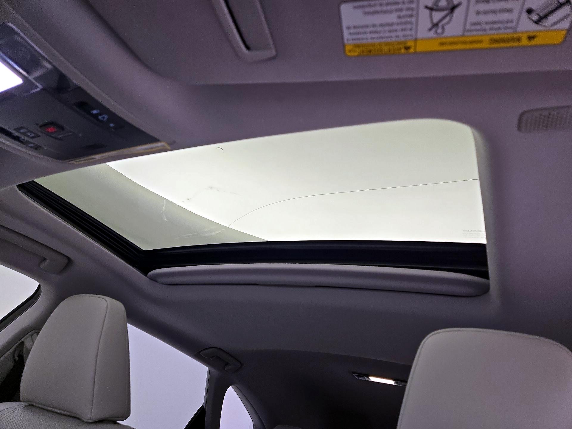 Thumbnail: 2019 Lexus RX - 20