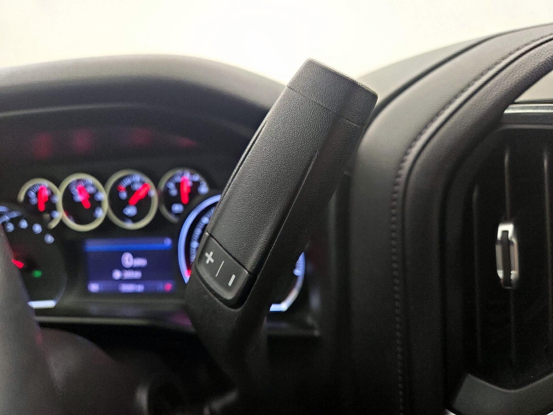 Thumbnail: 2021 Chevrolet Silverado 1500 - 17