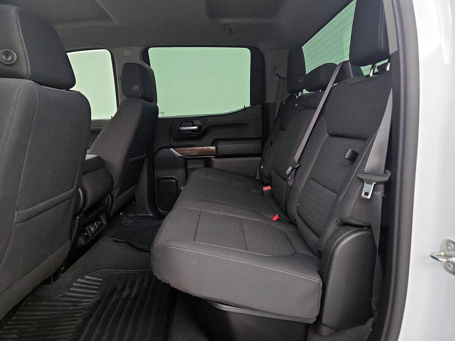 Thumbnail: 2021 Chevrolet Silverado 1500 - 19