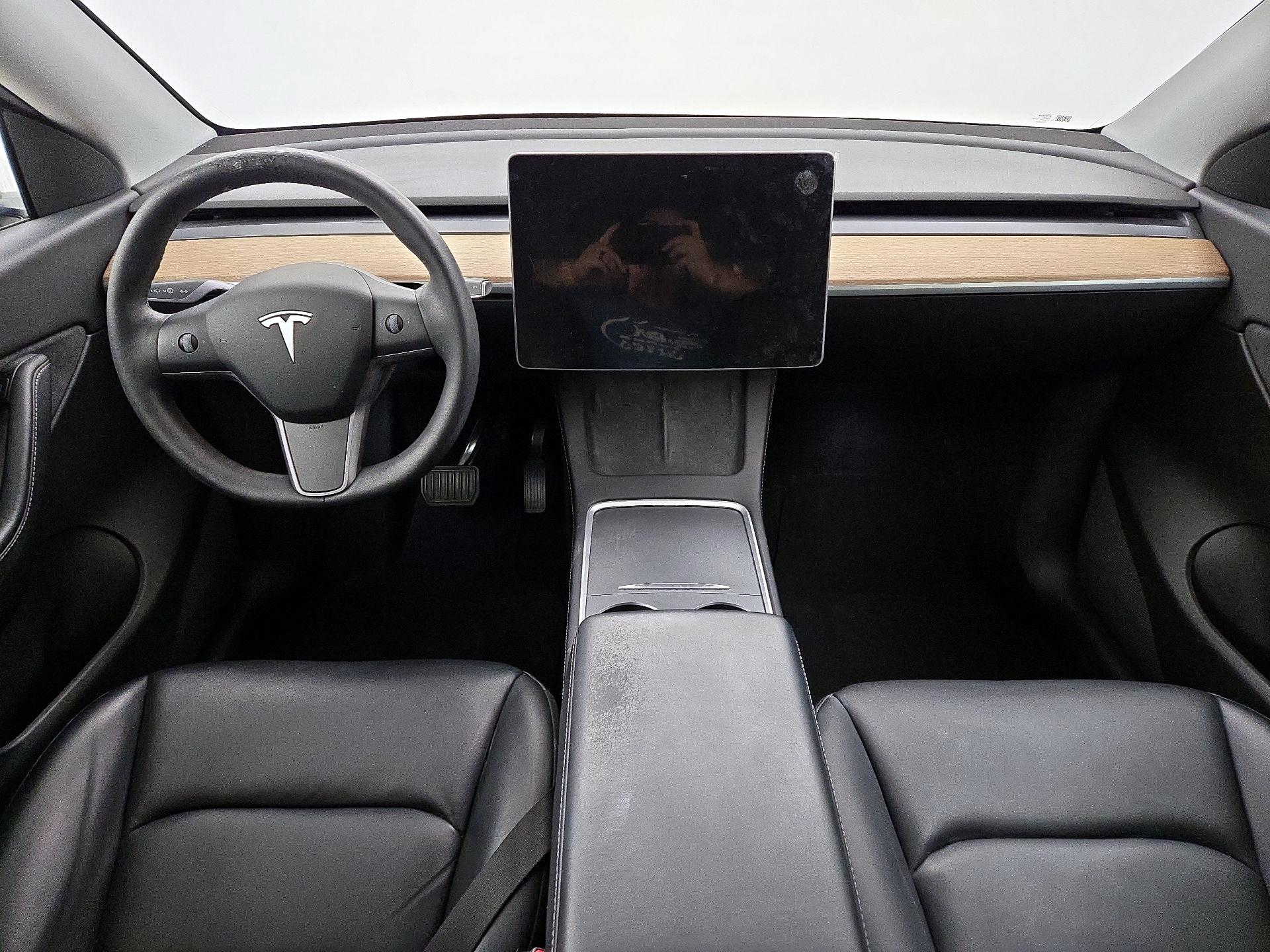 Thumbnail: 2022 Tesla Model Y - 9