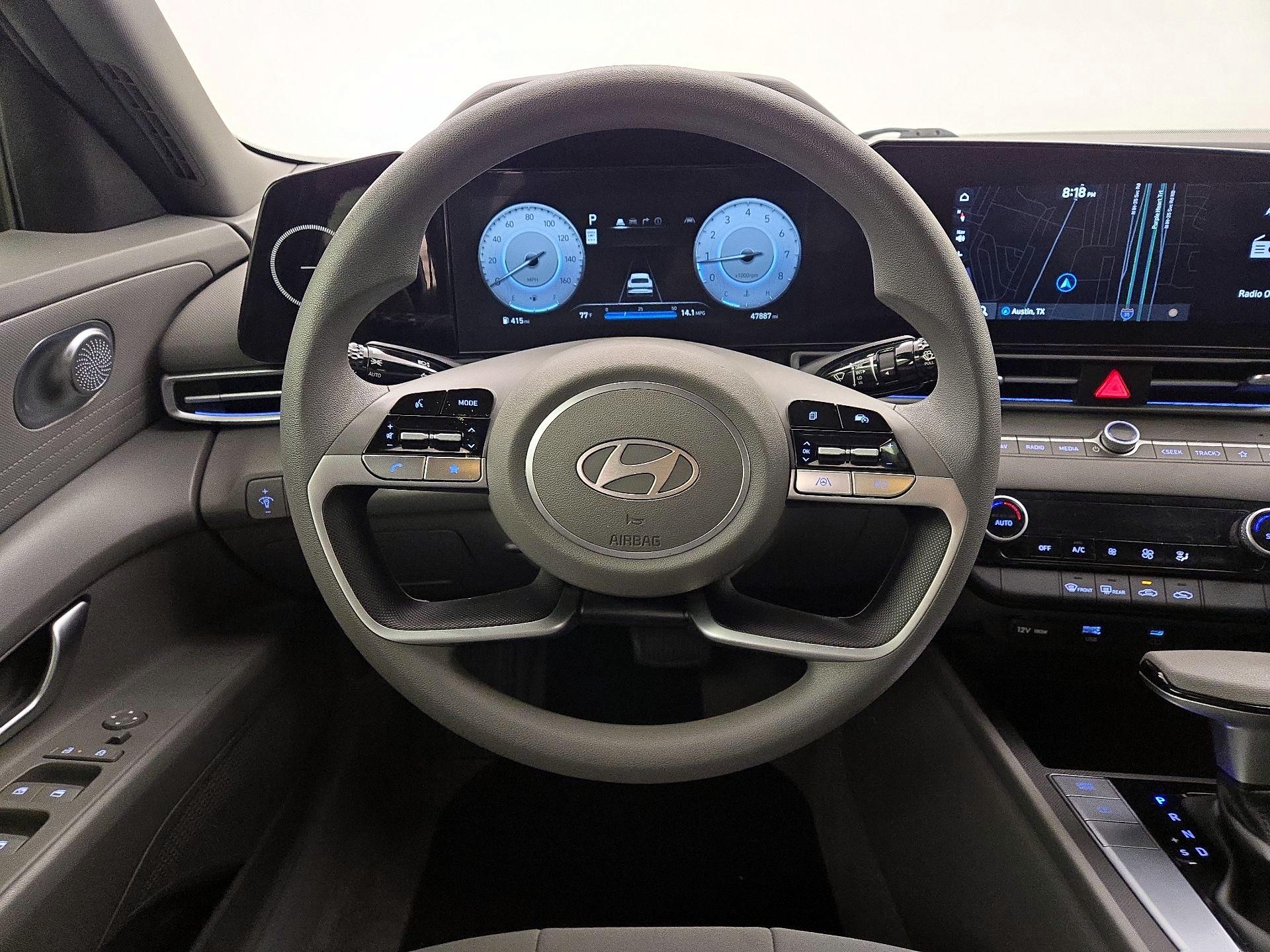 Thumbnail: 2024 Hyundai Elantra - 10