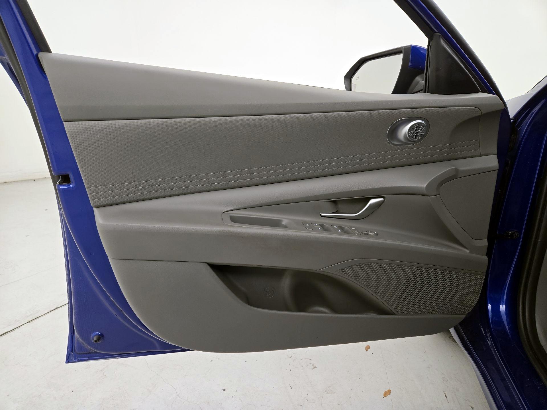 Thumbnail: 2024 Hyundai Elantra - 12