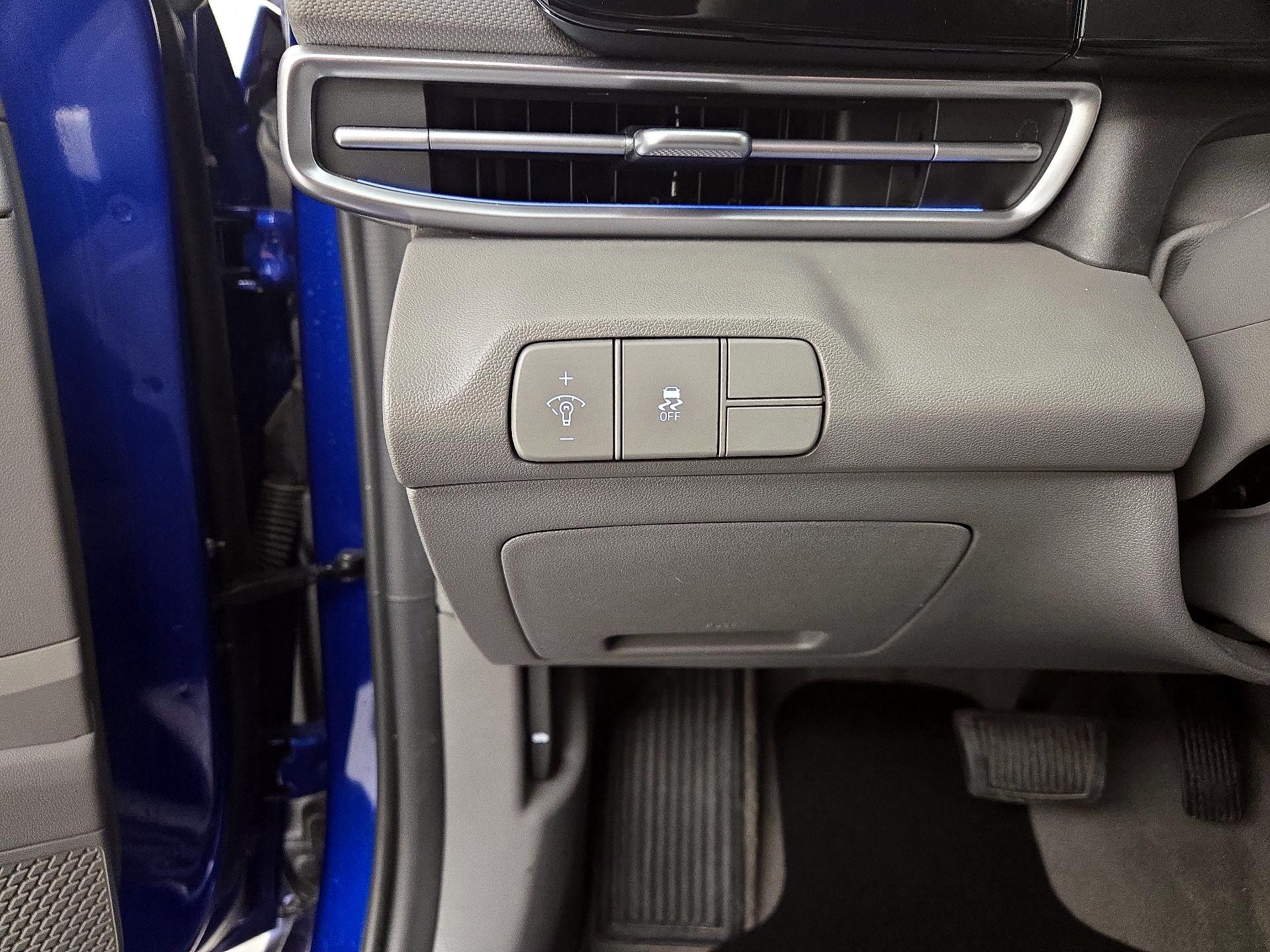 Thumbnail: 2024 Hyundai Elantra - 13