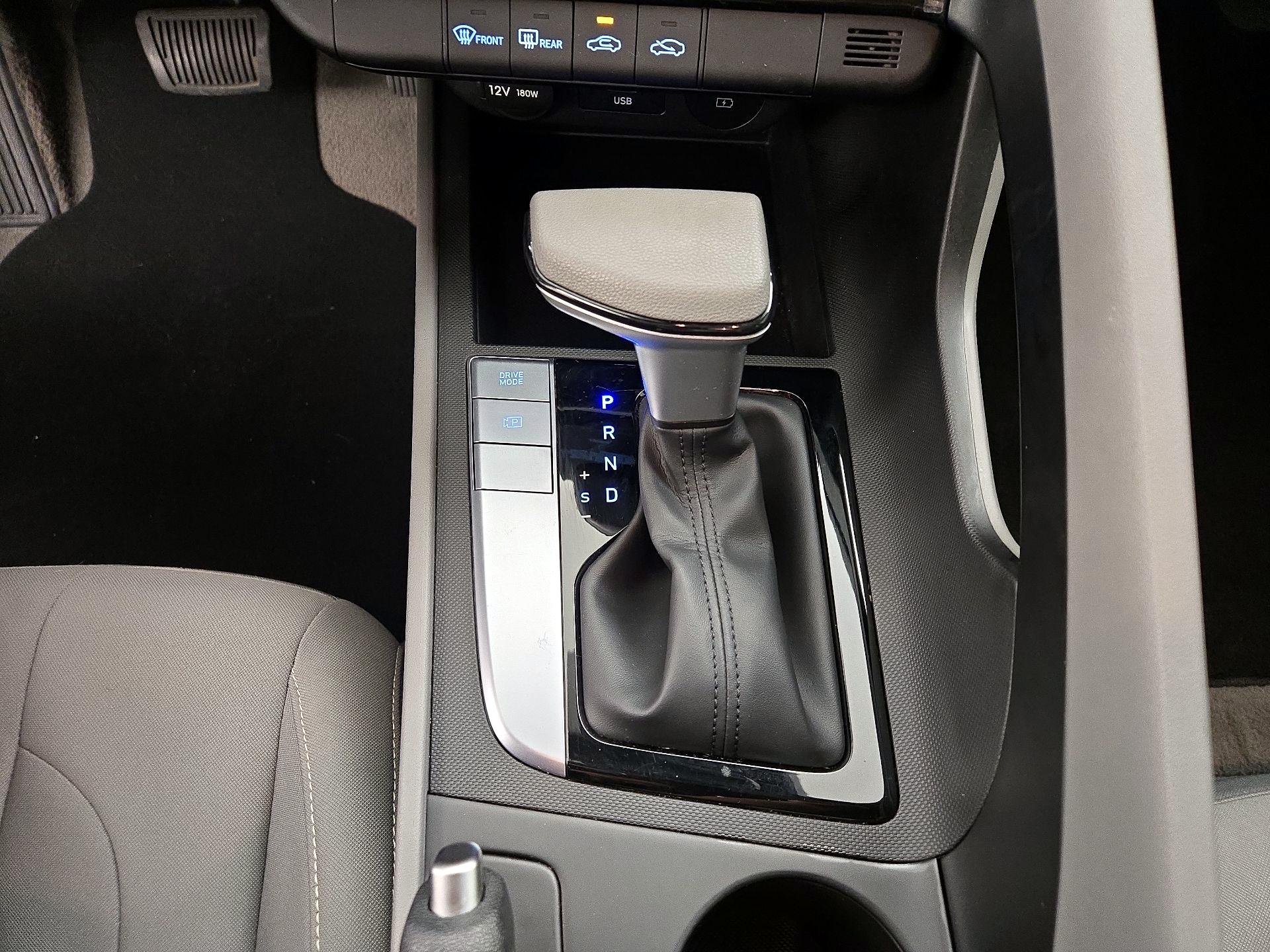 Thumbnail: 2024 Hyundai Elantra - 18