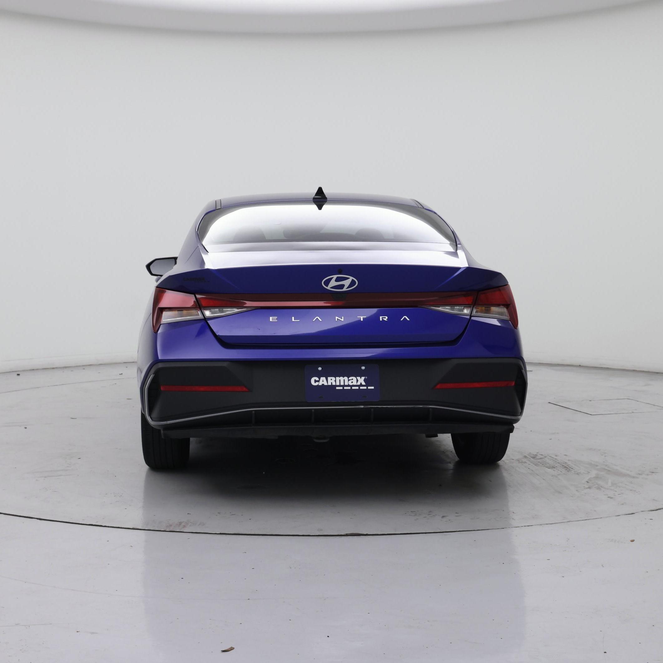 Thumbnail: 2024 Hyundai Elantra - 6