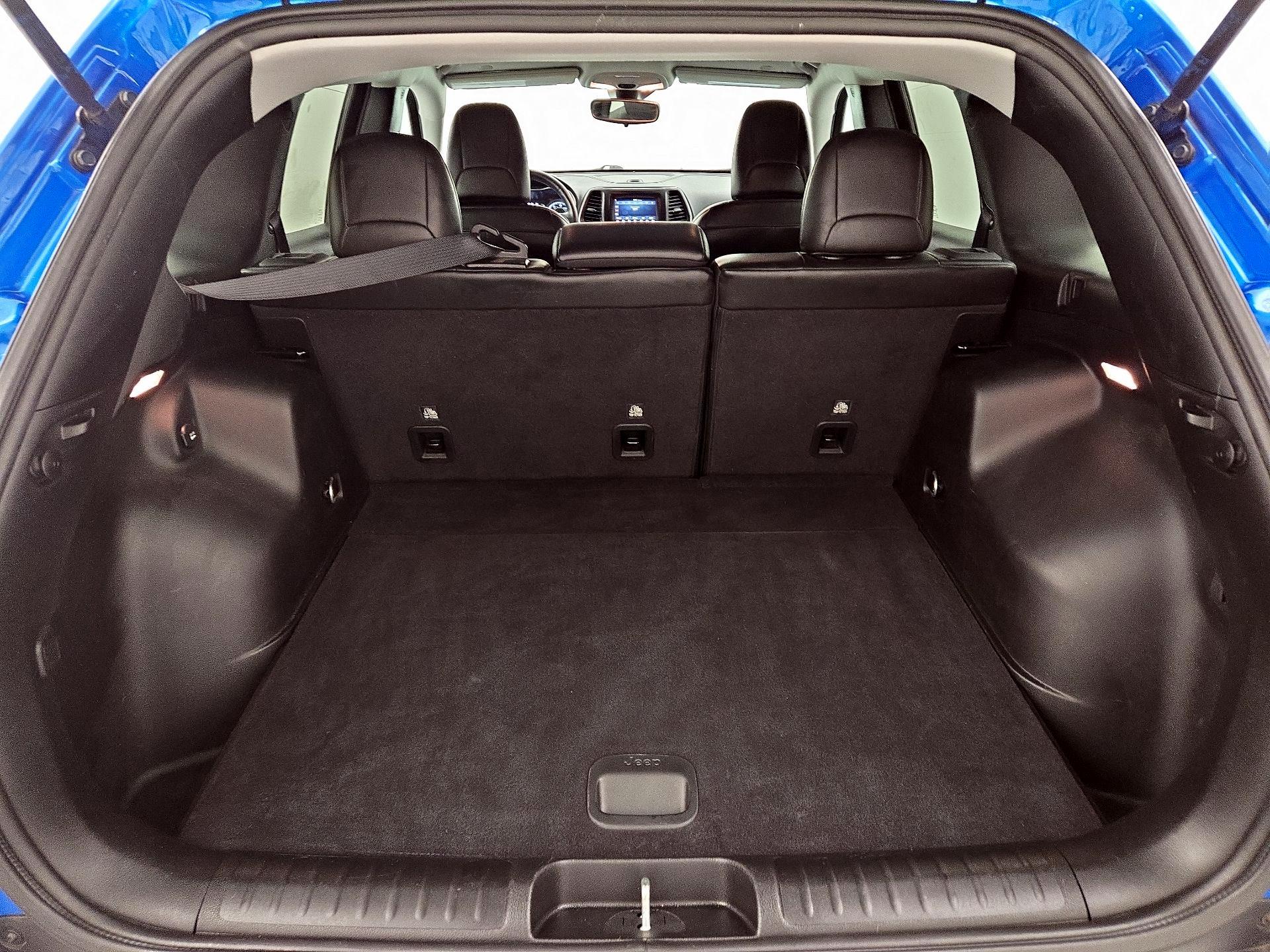 Thumbnail: 2021 Jeep Cherokee - 20