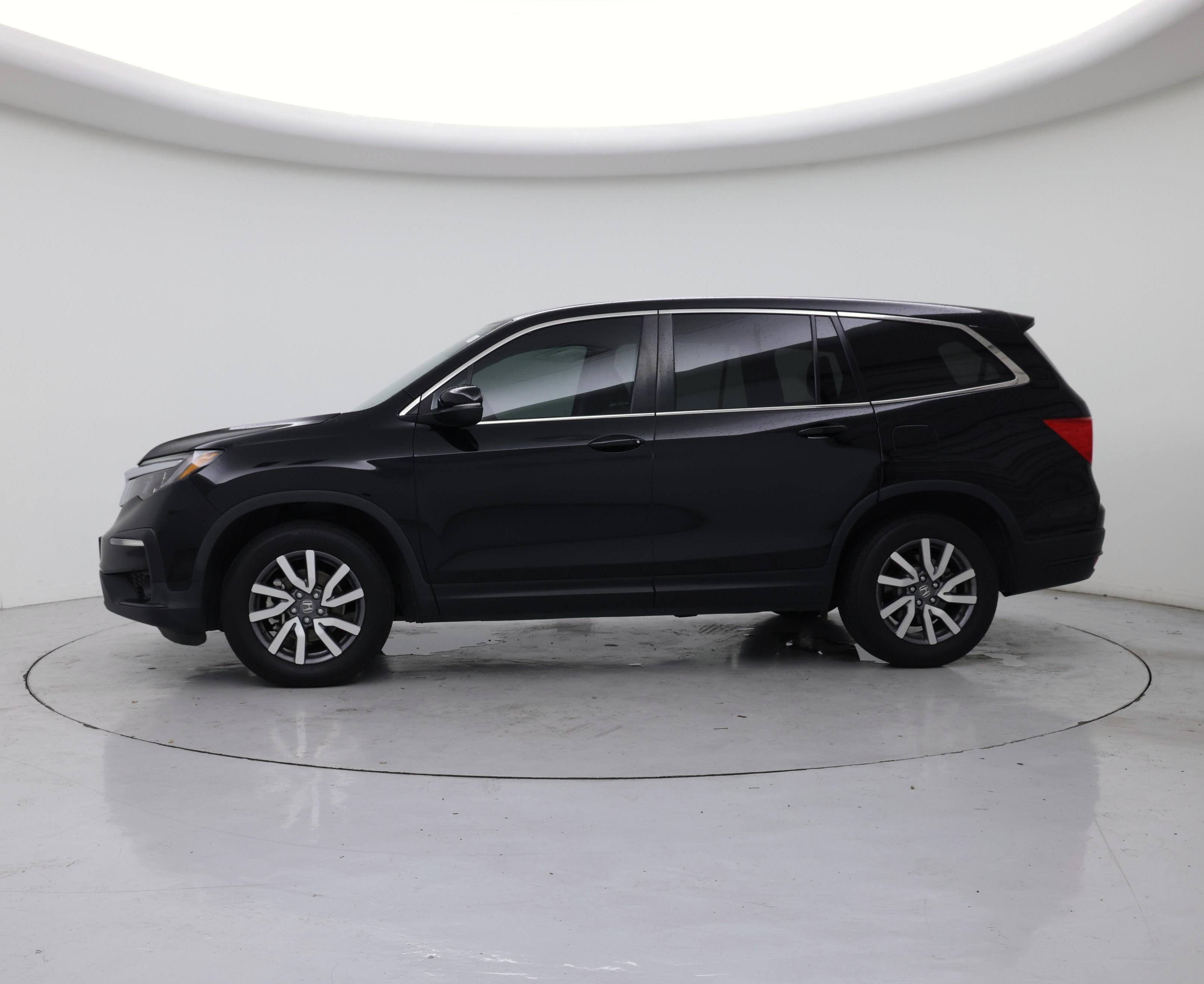 Thumbnail: 2019 Honda Pilot - 3