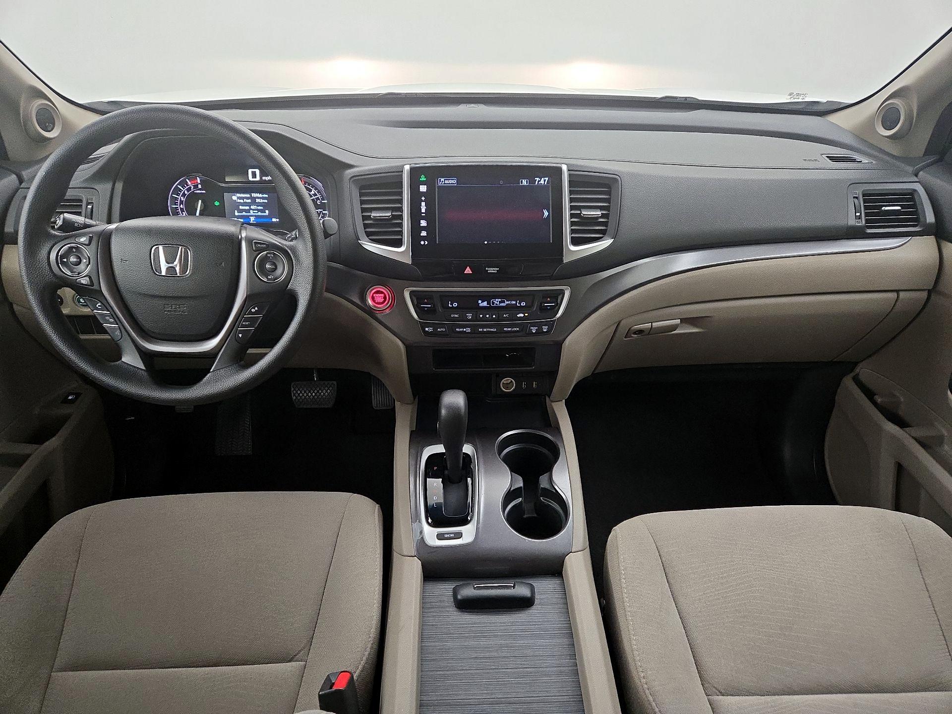 Thumbnail: 2016 Honda Pilot - 9